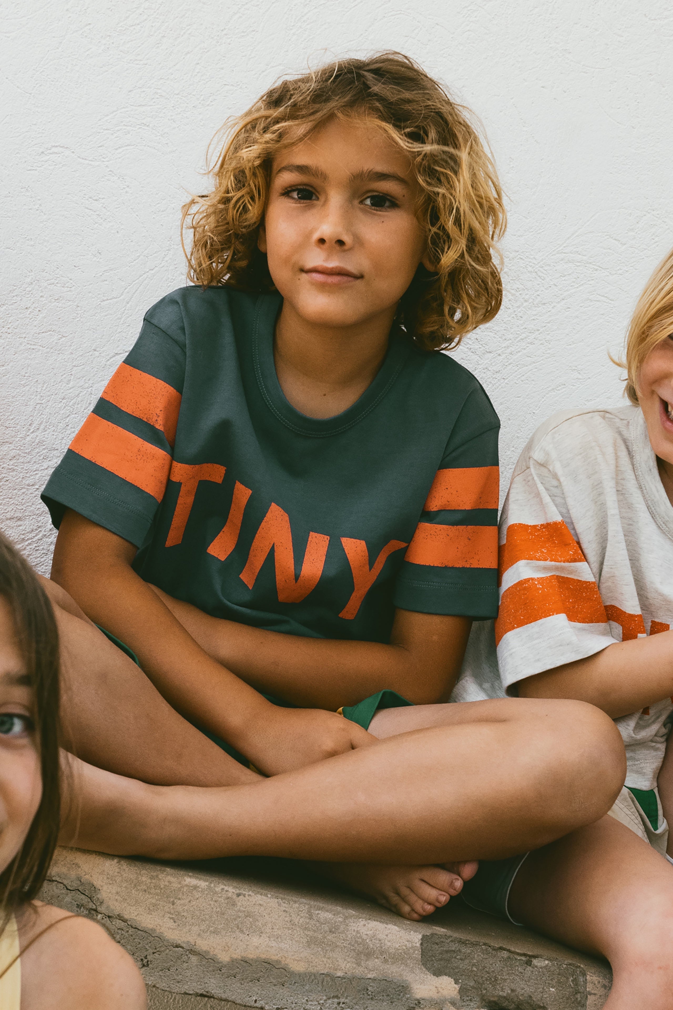 CAMISETA LOGO STRIPES