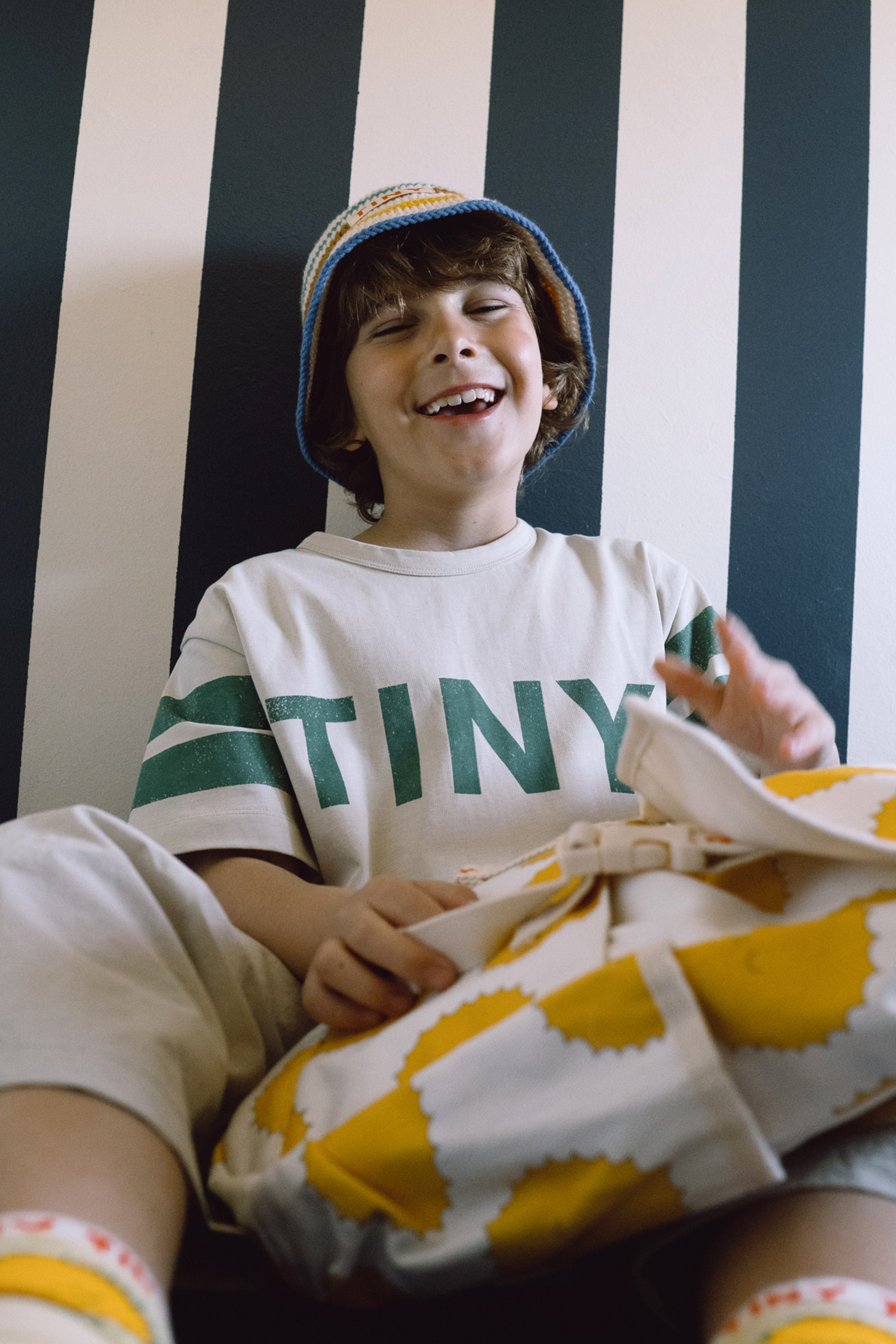 CAMISETA LOGO STRIPES
