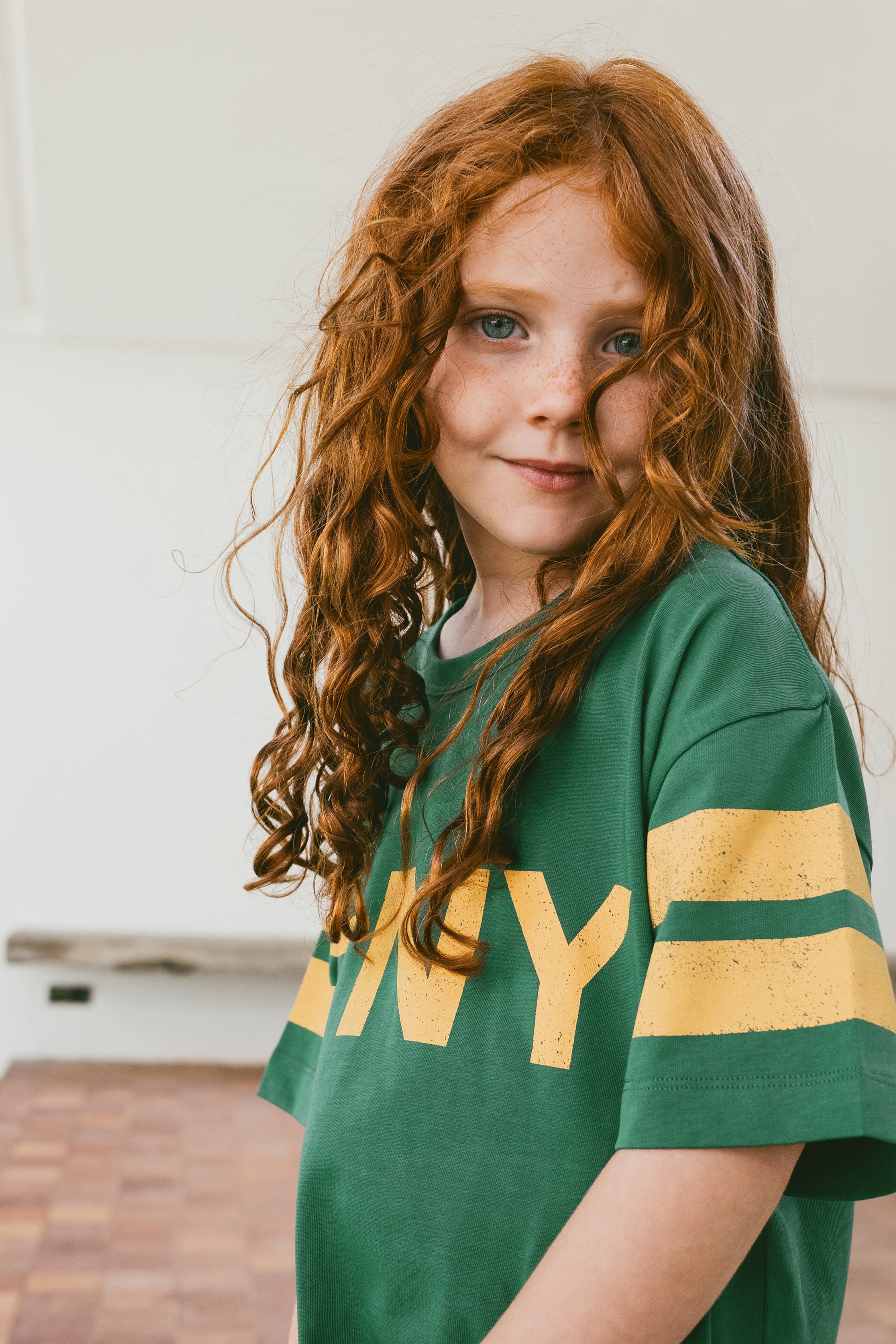 CAMISETA LOGO STRIPES