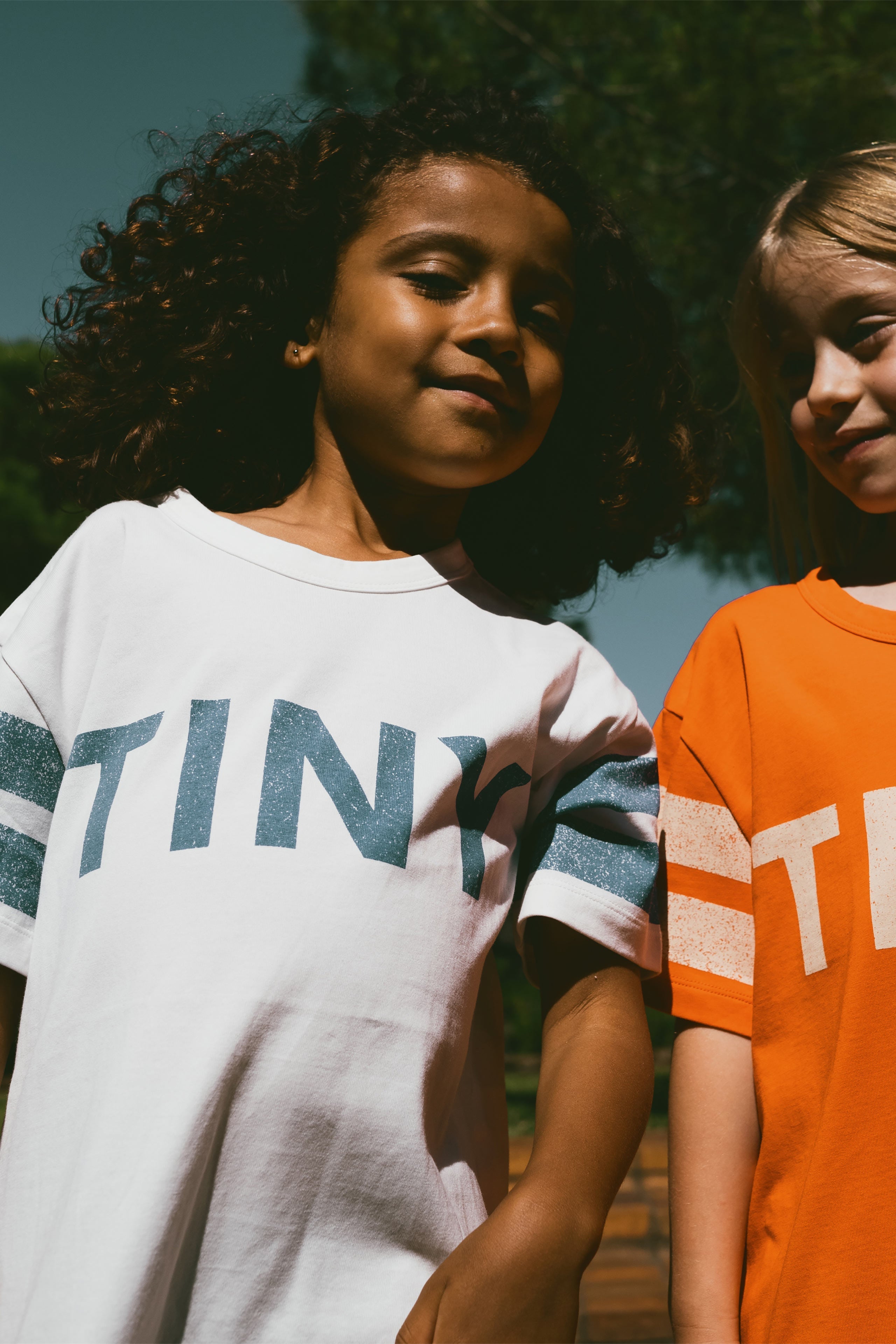 KLEID LOGO STRIPES