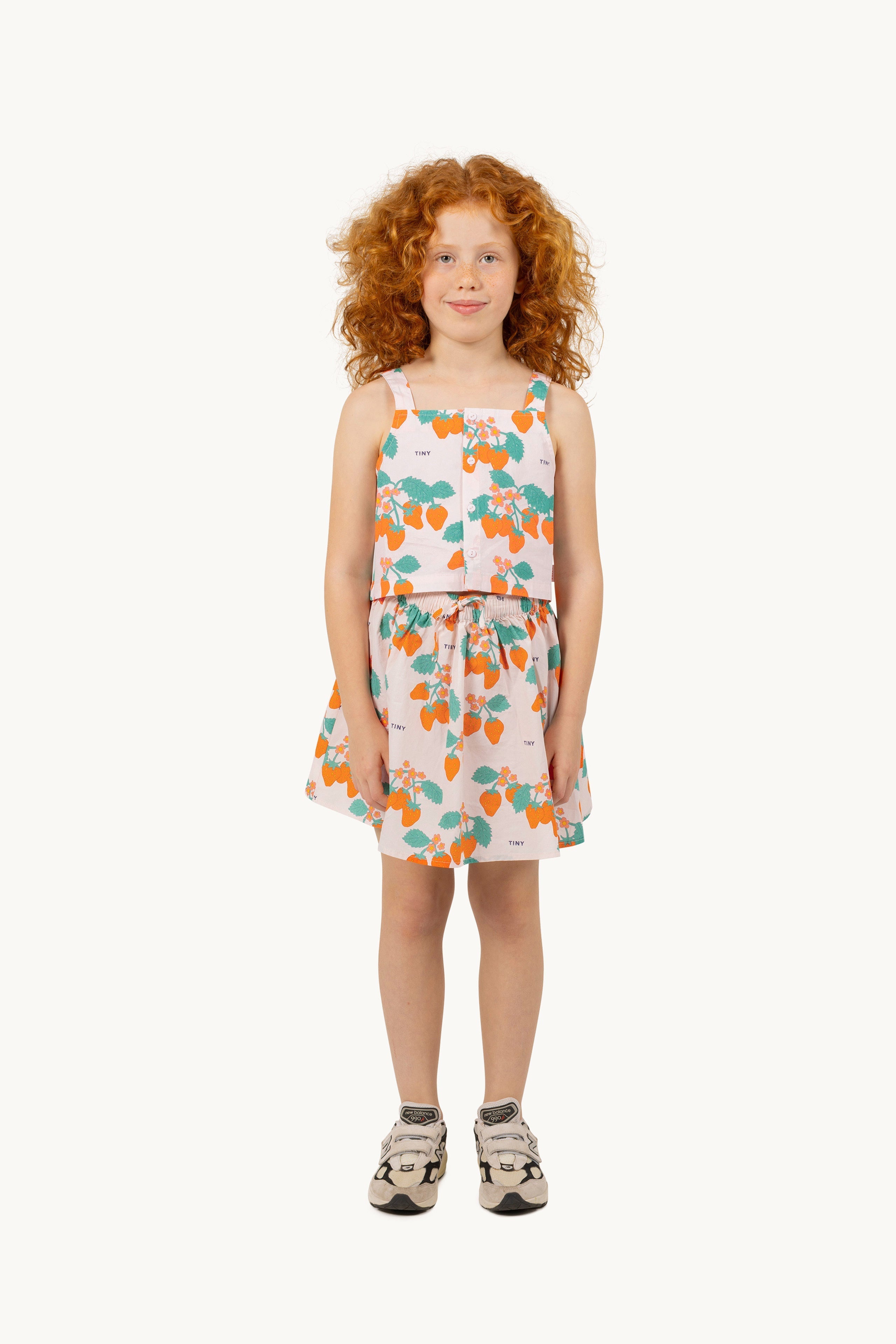 CROP TOP WOVEN STRAWBERRIES