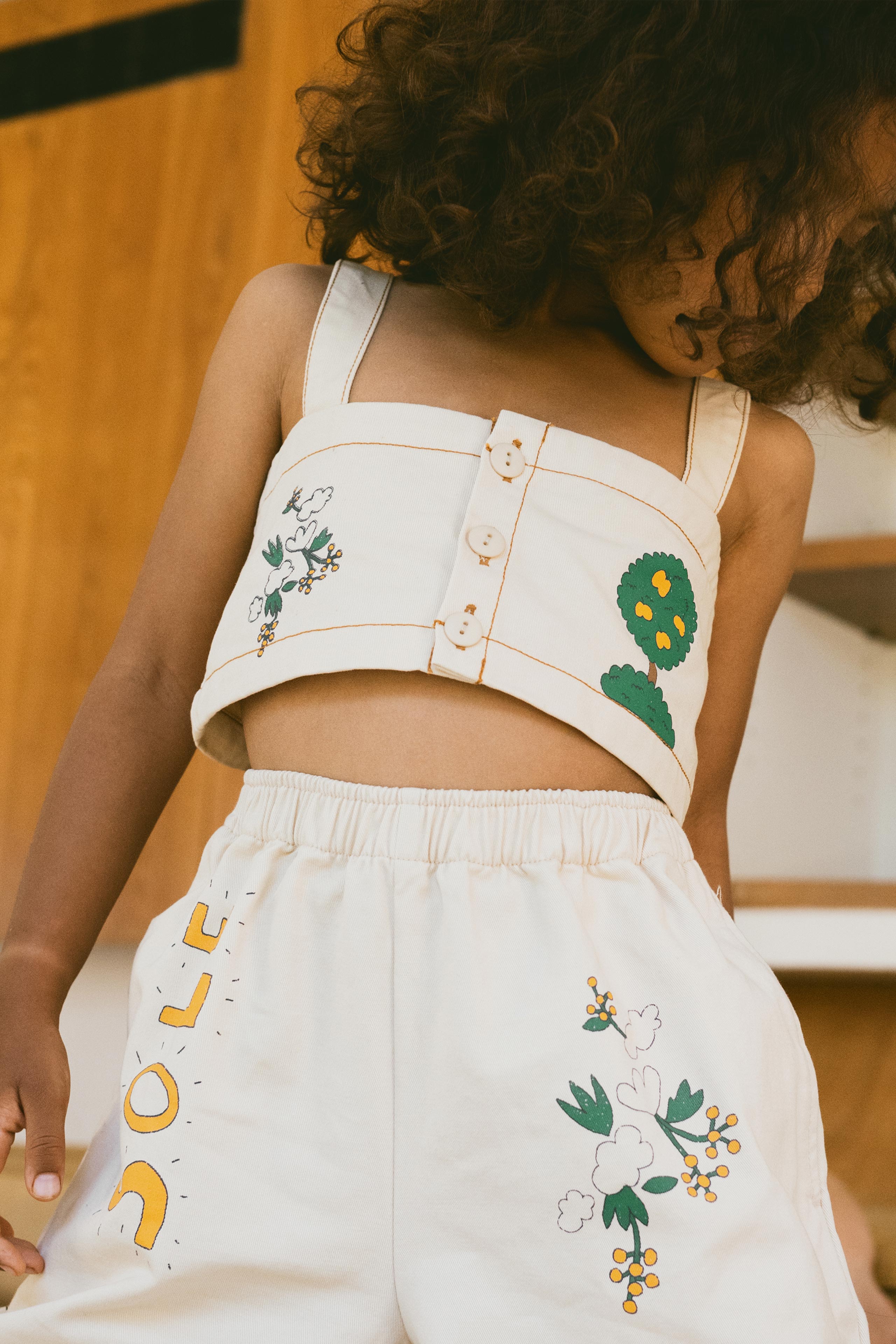 ARTSY TREE CROP TOP
