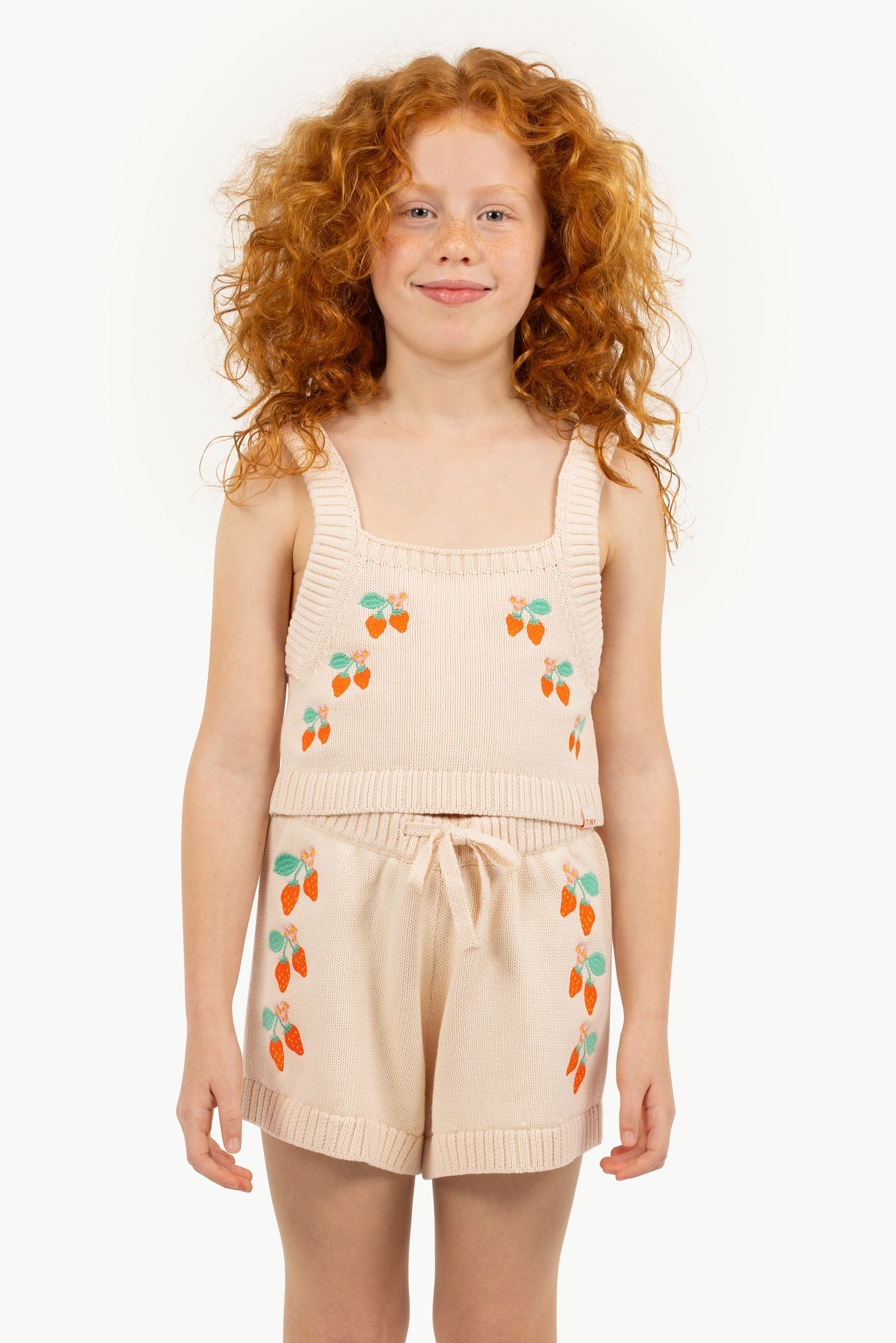 TOP CROP DE PUNTO FRESAS