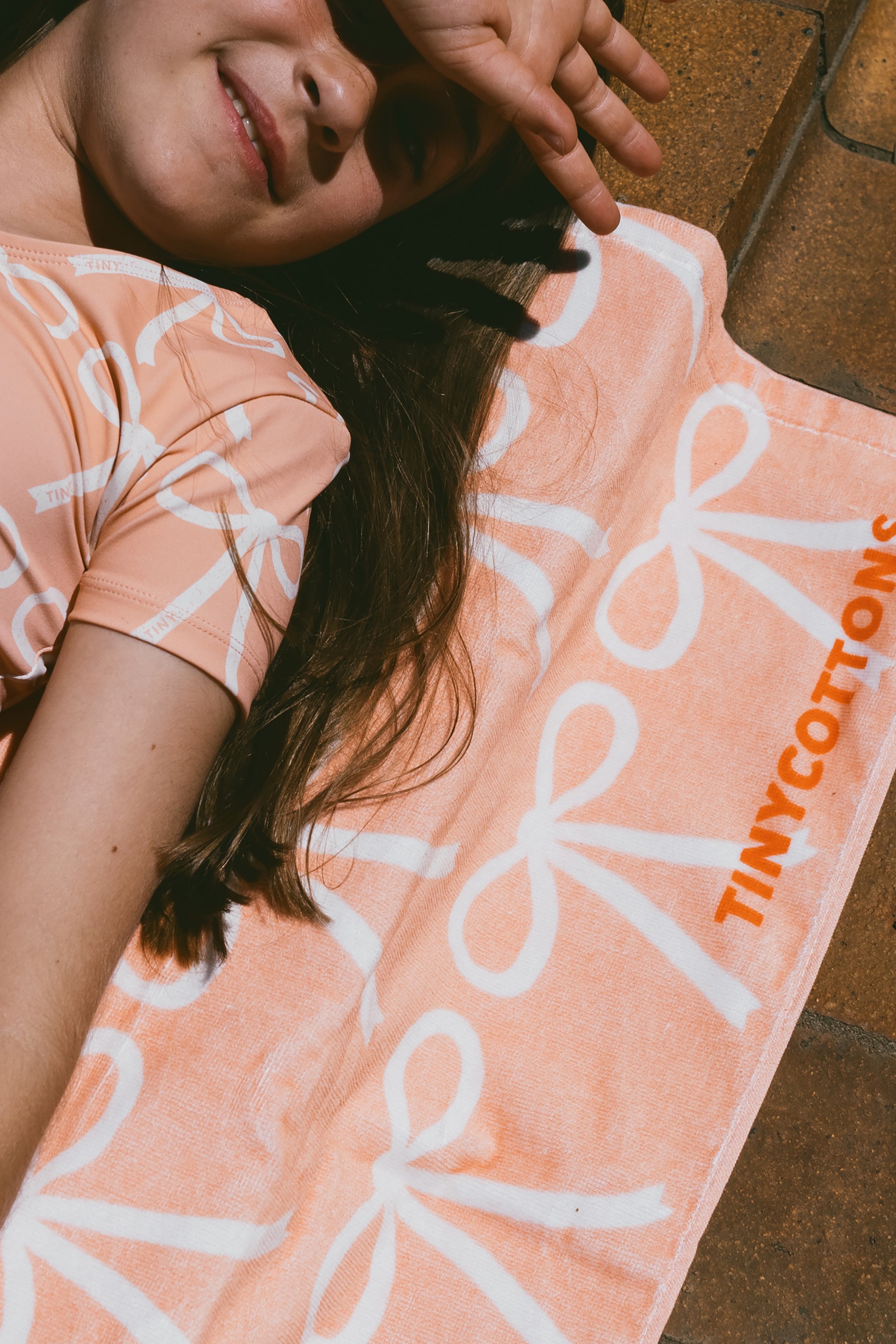 BOWS TOWEL