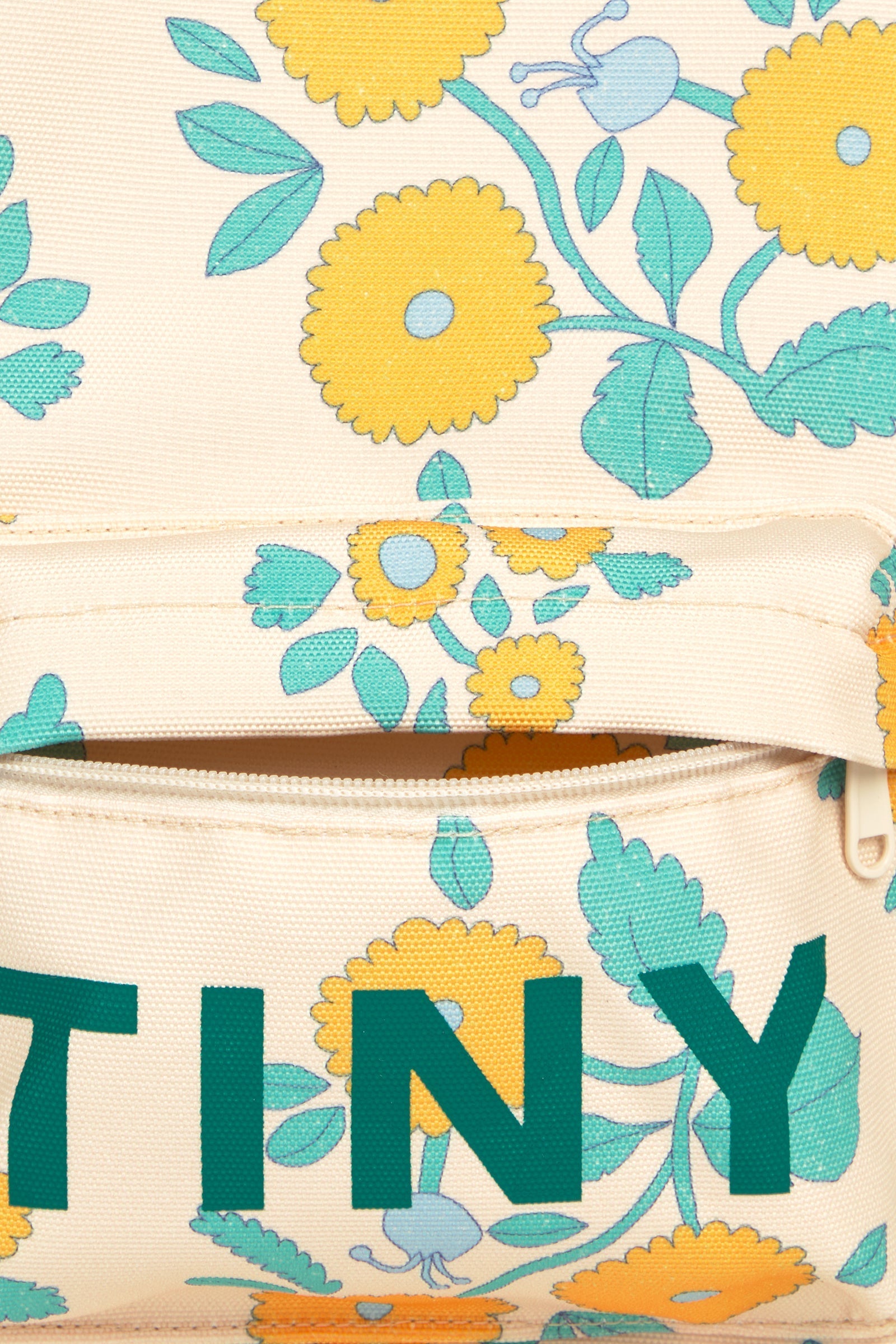 MOCHILA FLOWERS