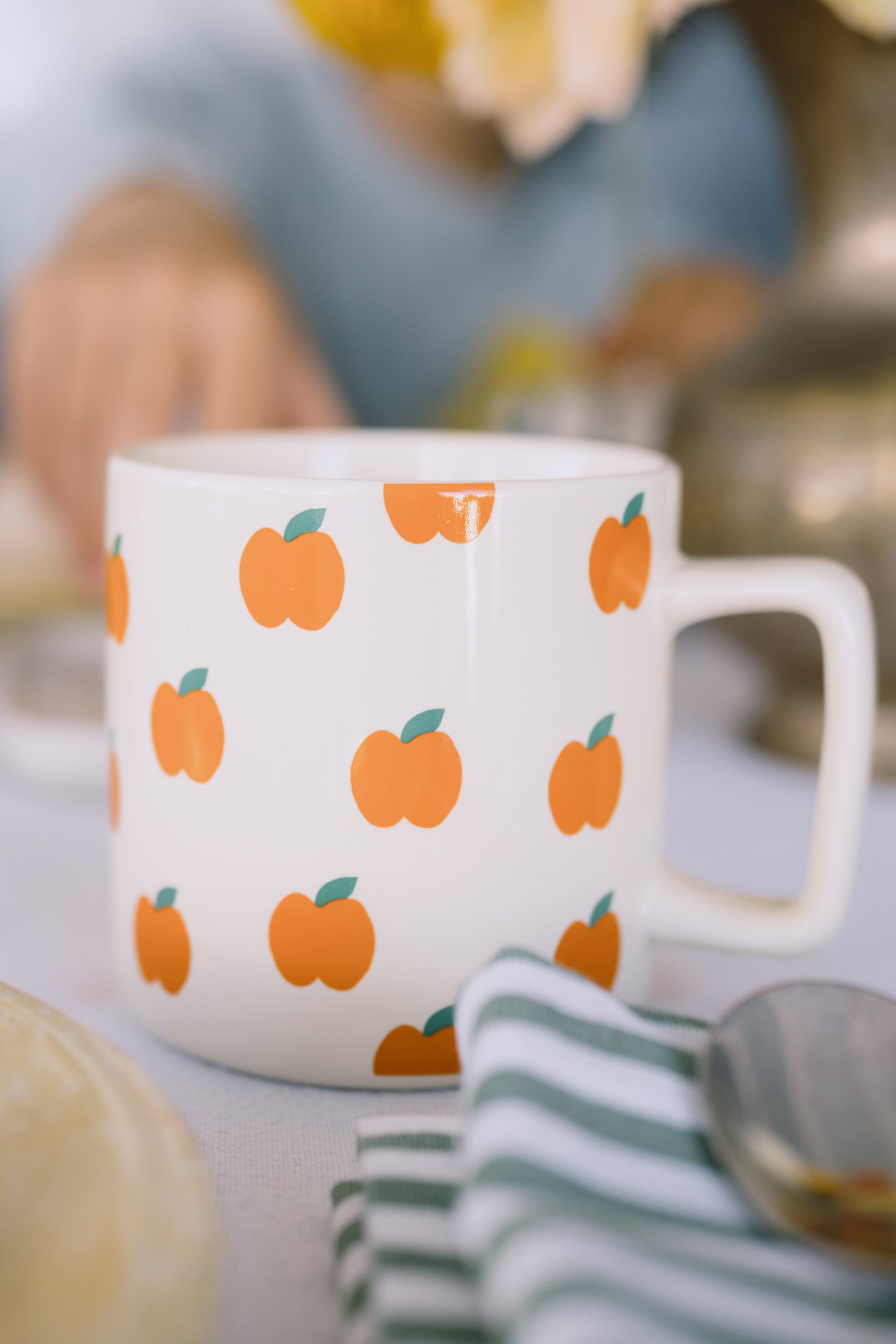 APPLES CUP