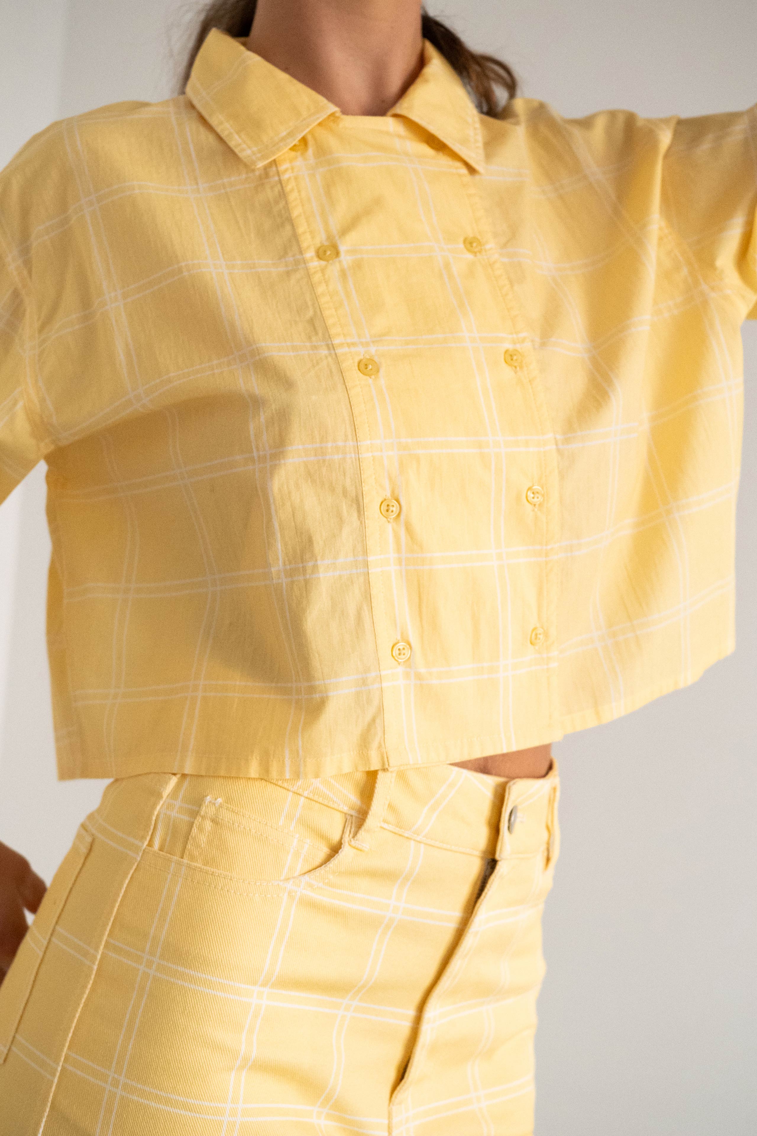CHECK BUTTONED SHORT SLEEVES BLOUSE