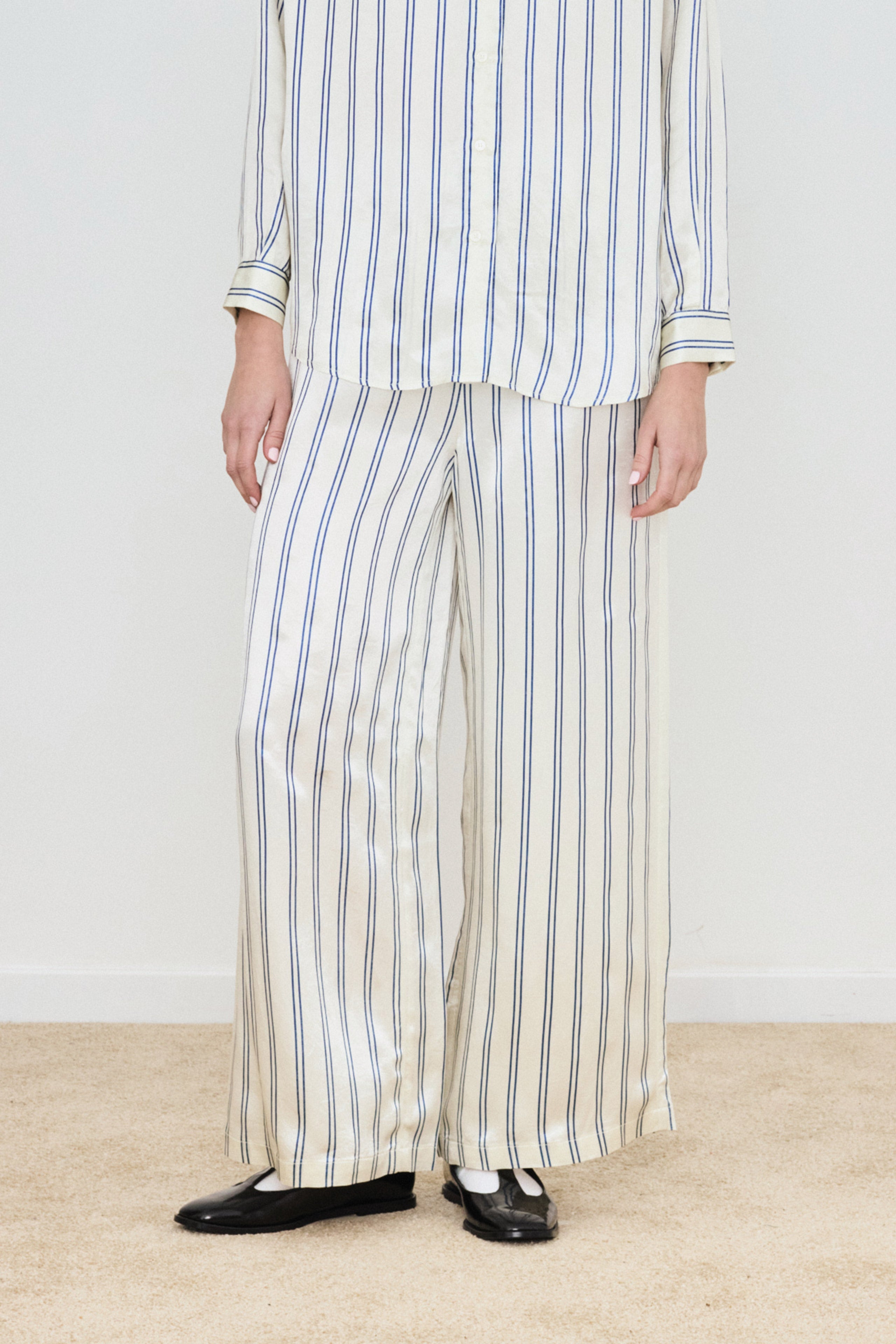 STRIPES ELASTICATED TROUSERS