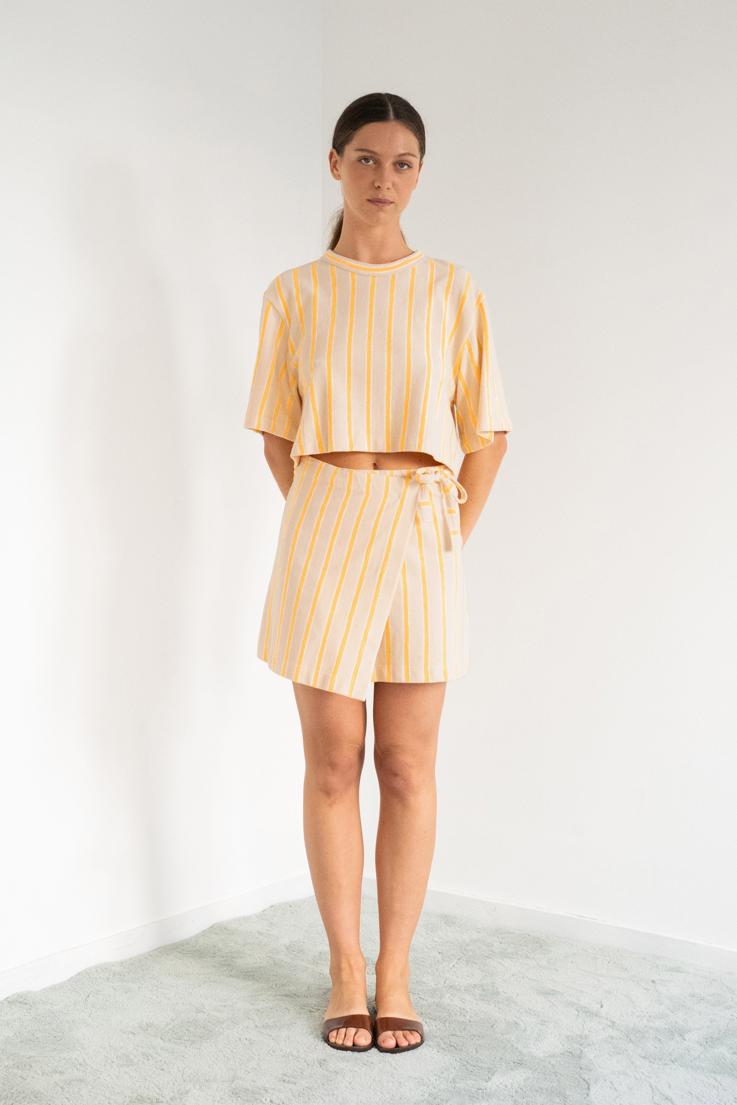 TOWEL STRIPED SHORT WRAP SKIRT