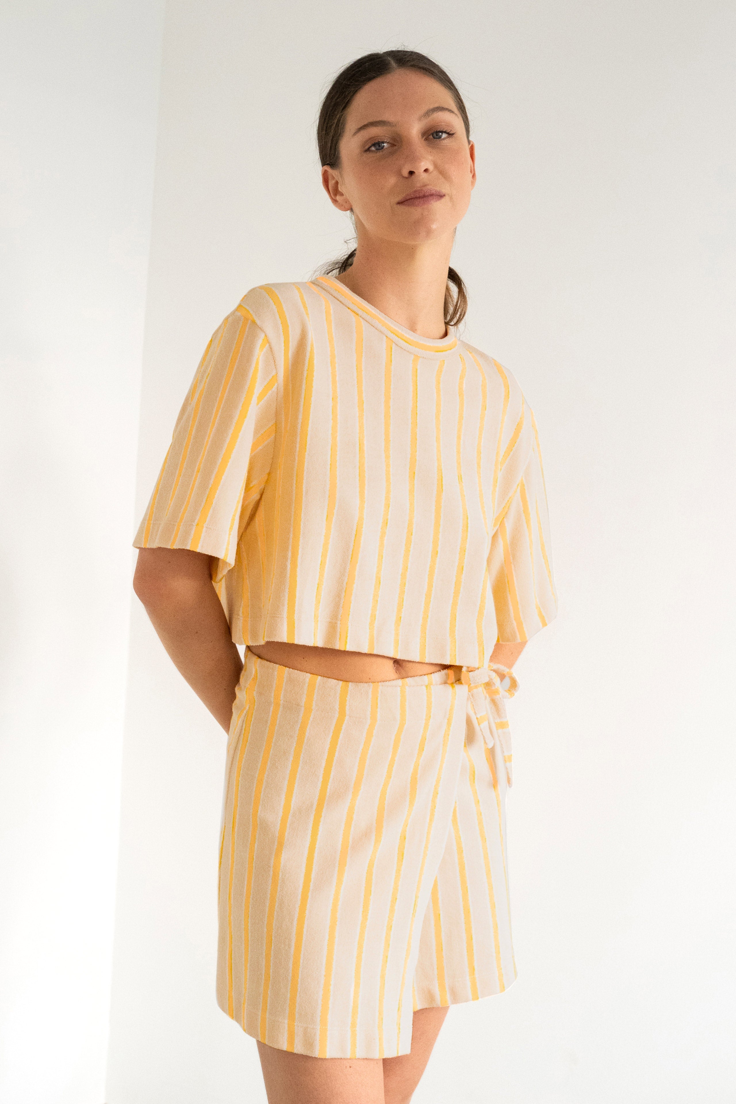 TOWEL STRIPED SHORT WRAP SKIRT