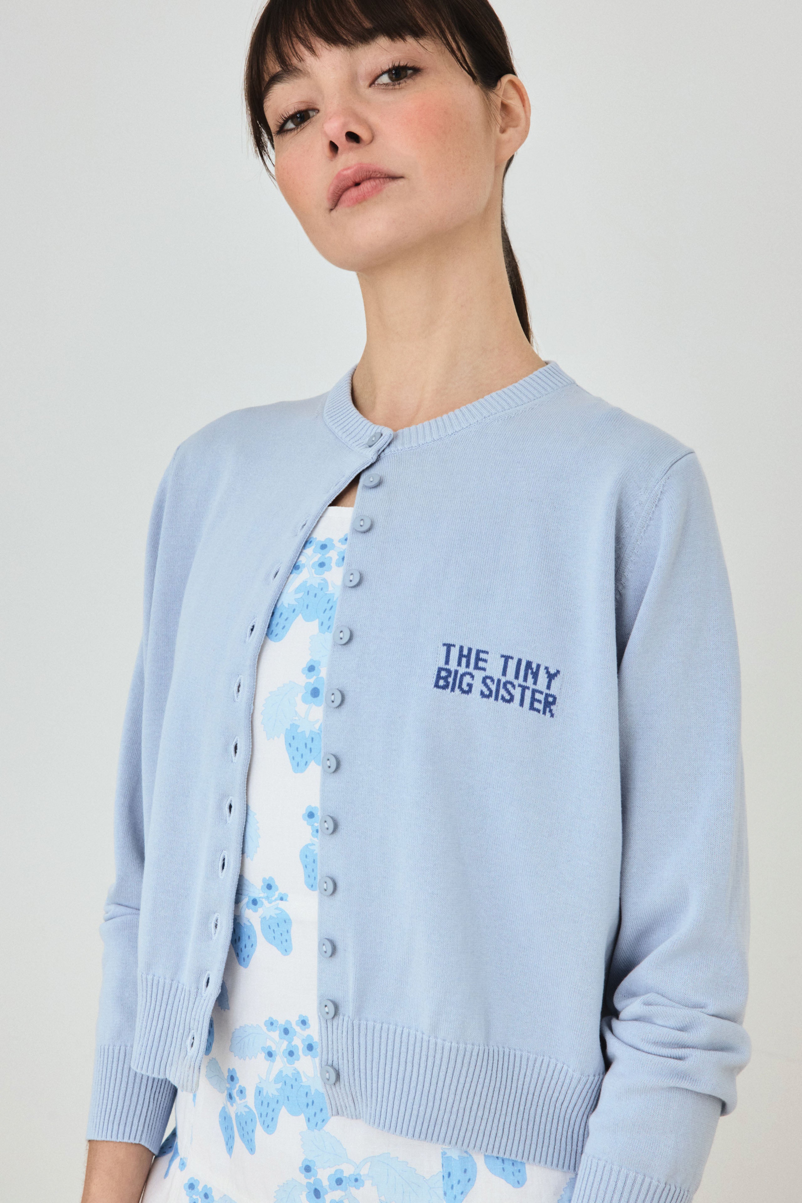 BUTTONED CARDIGAN