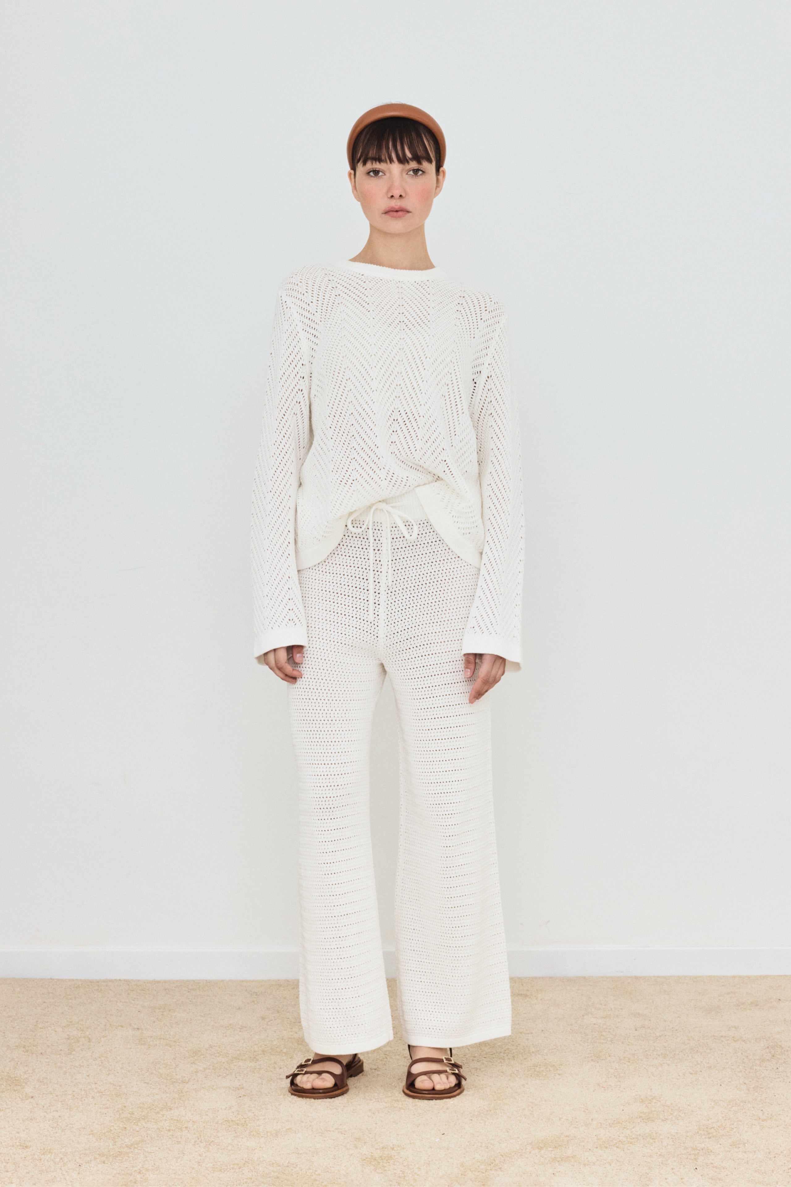 LACE KNITTED TROUSERS