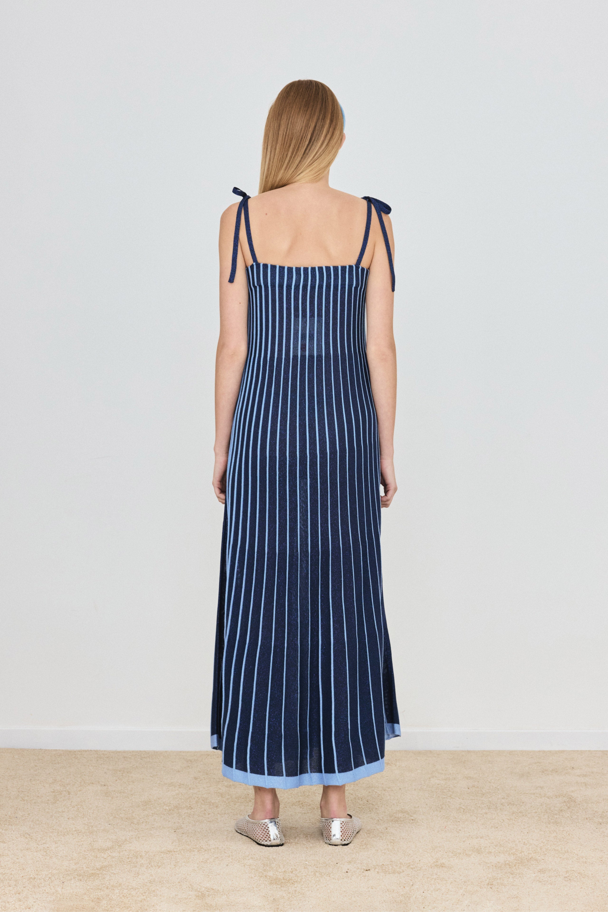 VESTIDO CONTRAST