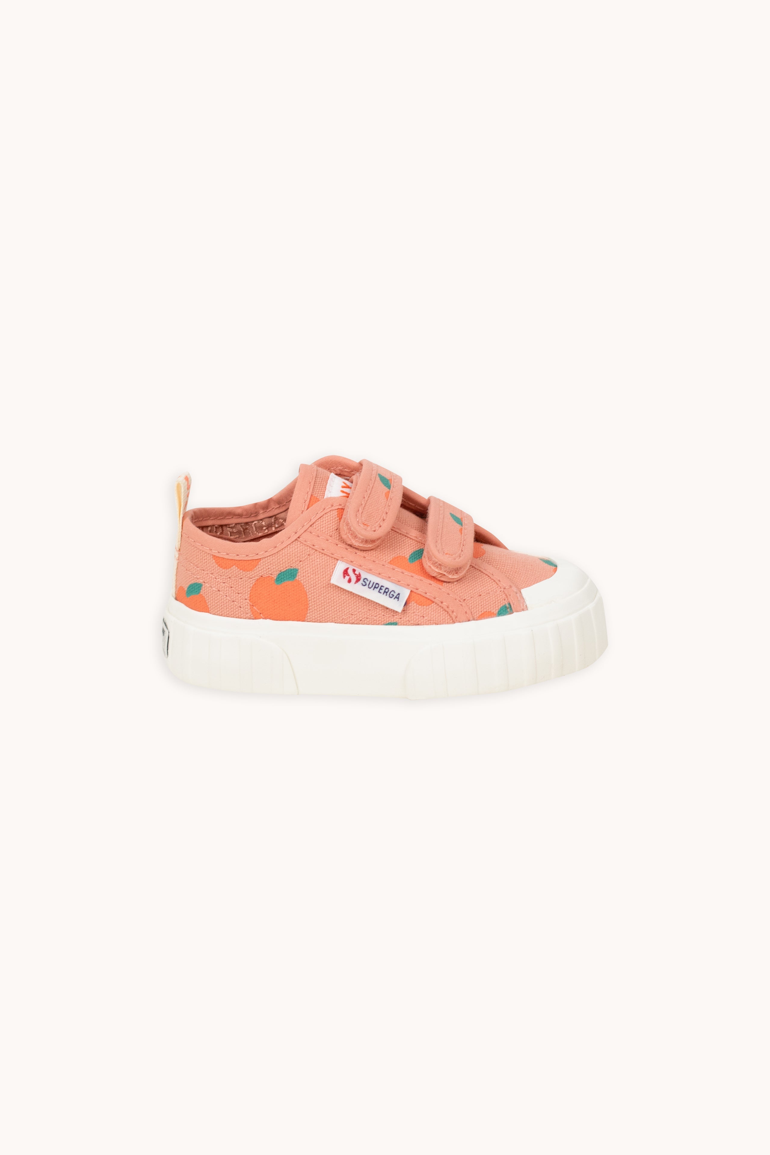 SNEAKERS APPLES