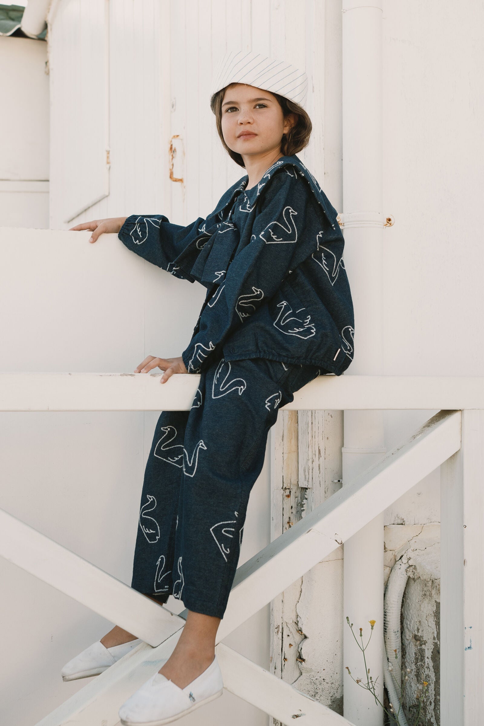 BIG SWANS JACKET