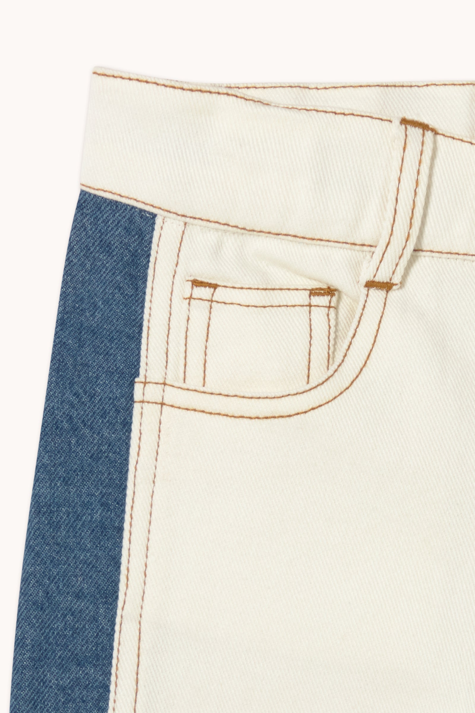 COLOR BLOCK JEANS