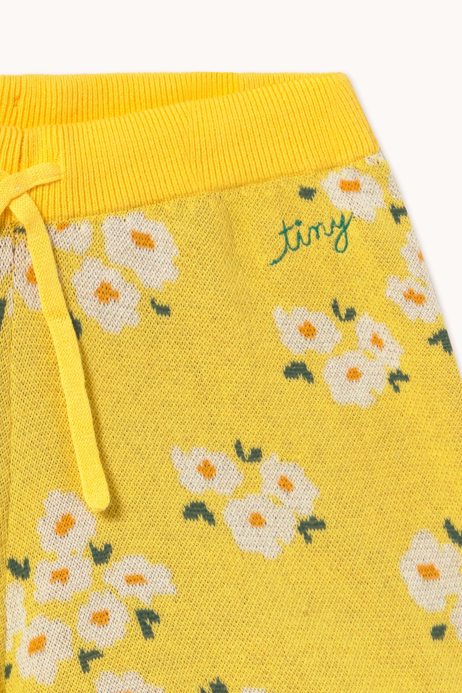 BLOSSOMS SHORTS