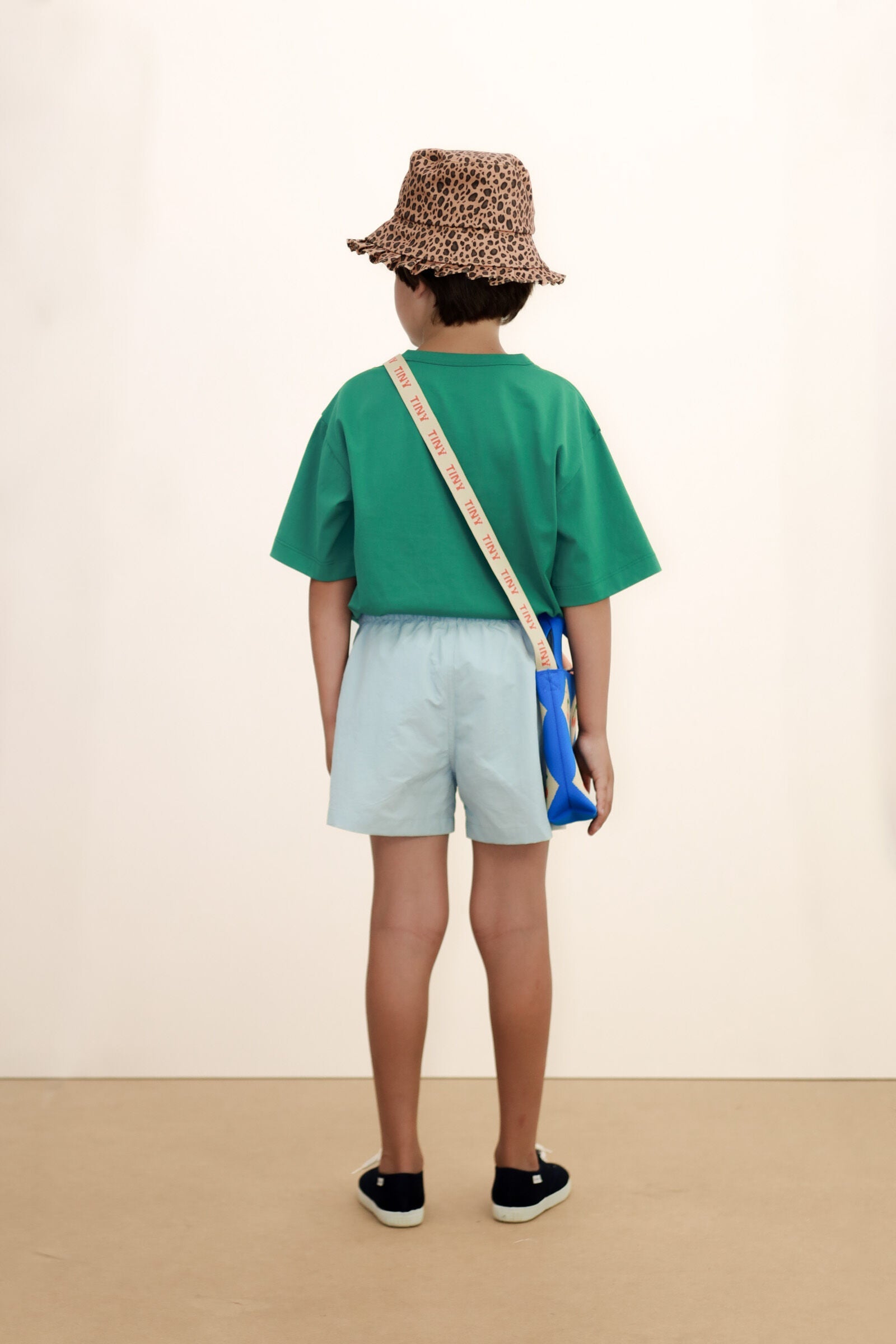 SOLID WOVEN SHORTS