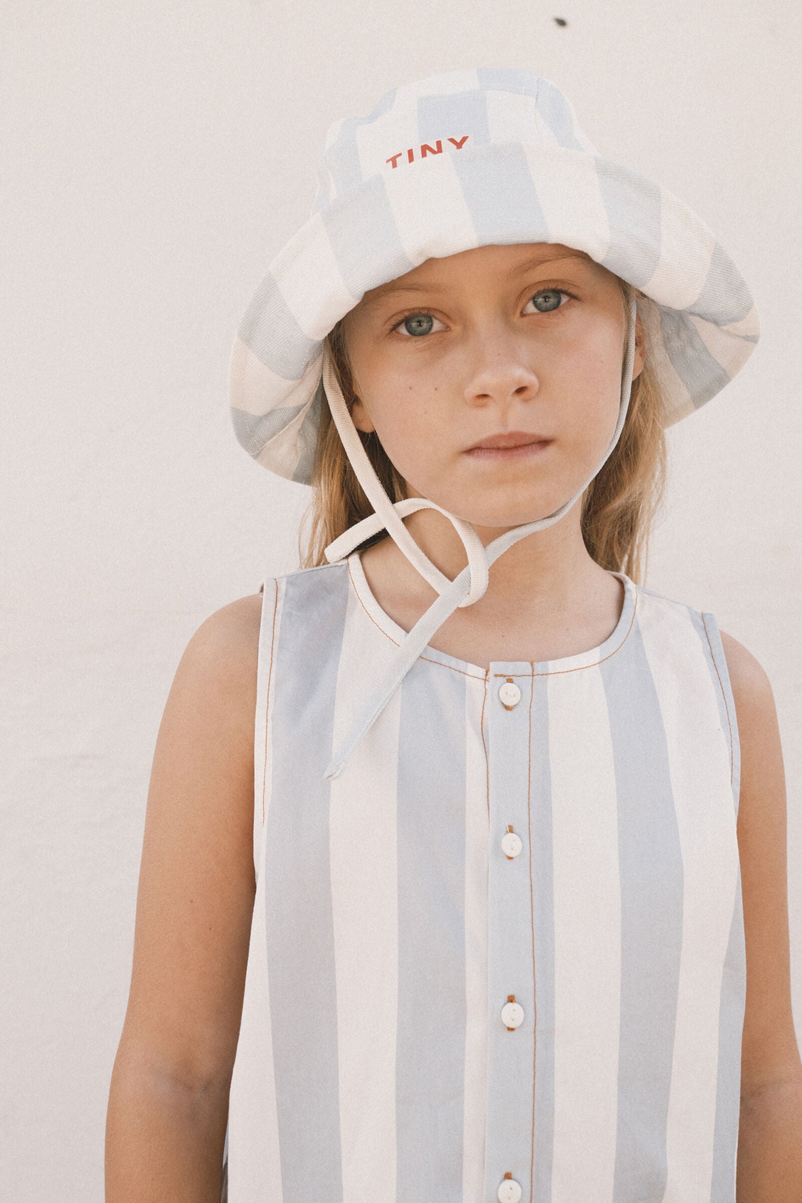 BLUE STRIPES BUCKET HAT