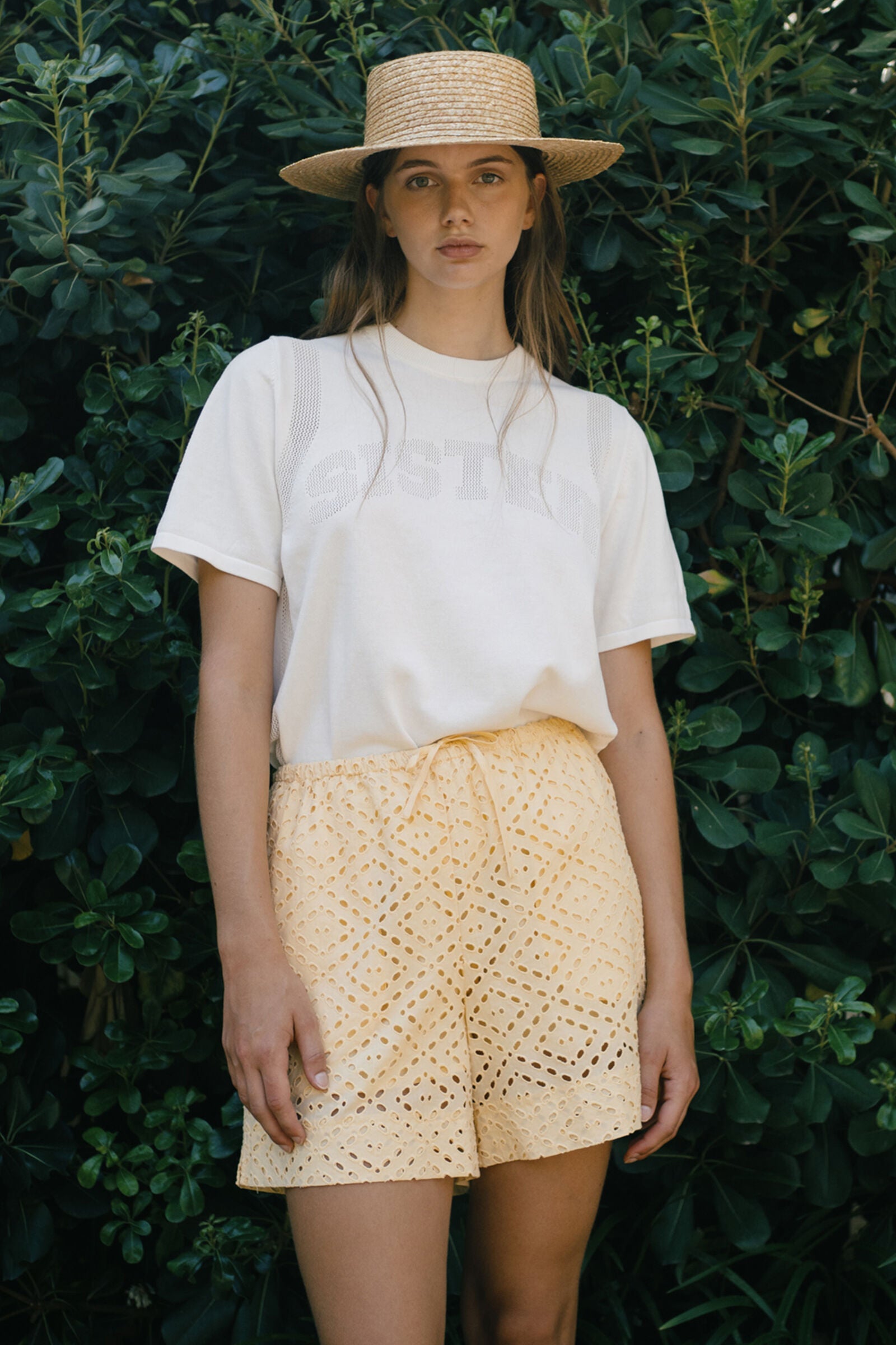 ELASTIC WAIST SHORTS