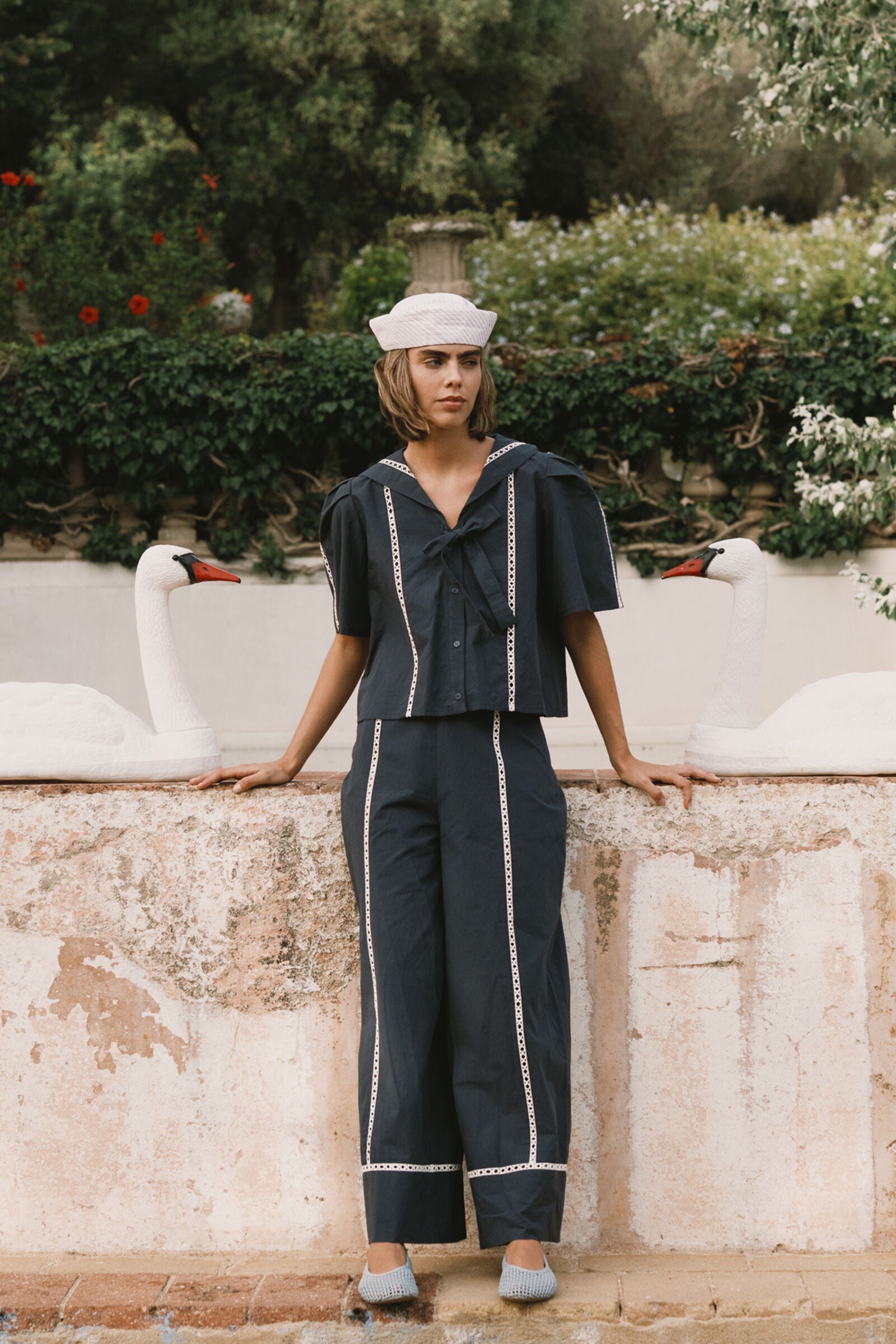 SAILOR NECK BLOUSE