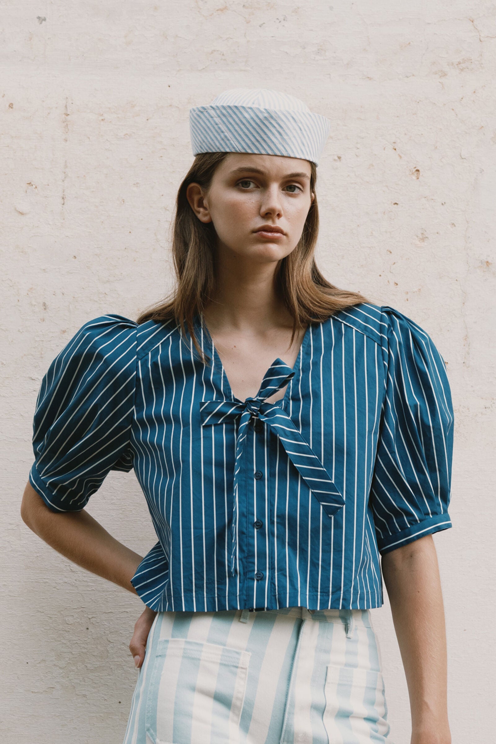 STRIPED BOW BLOUSE