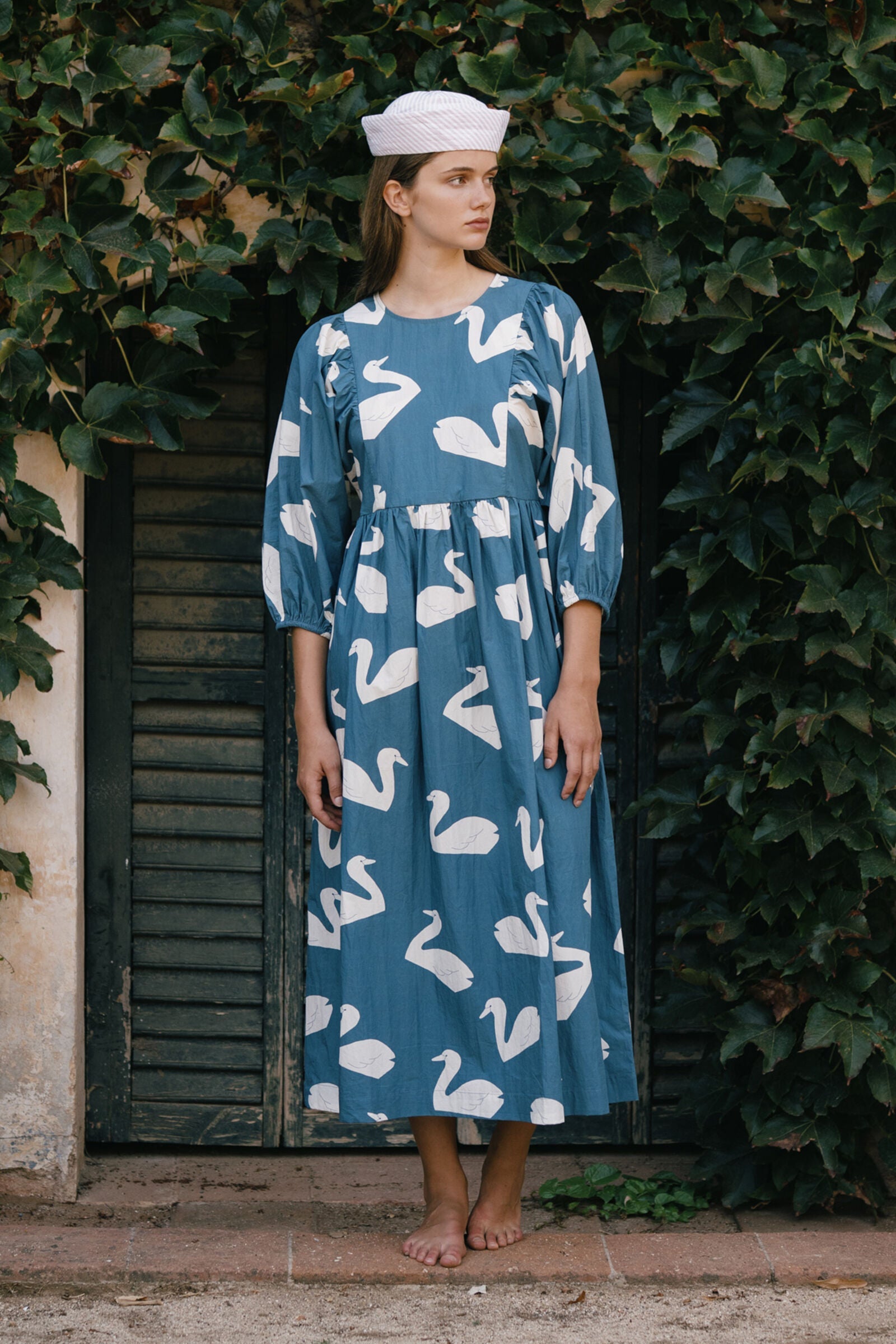 SWANS DRESS