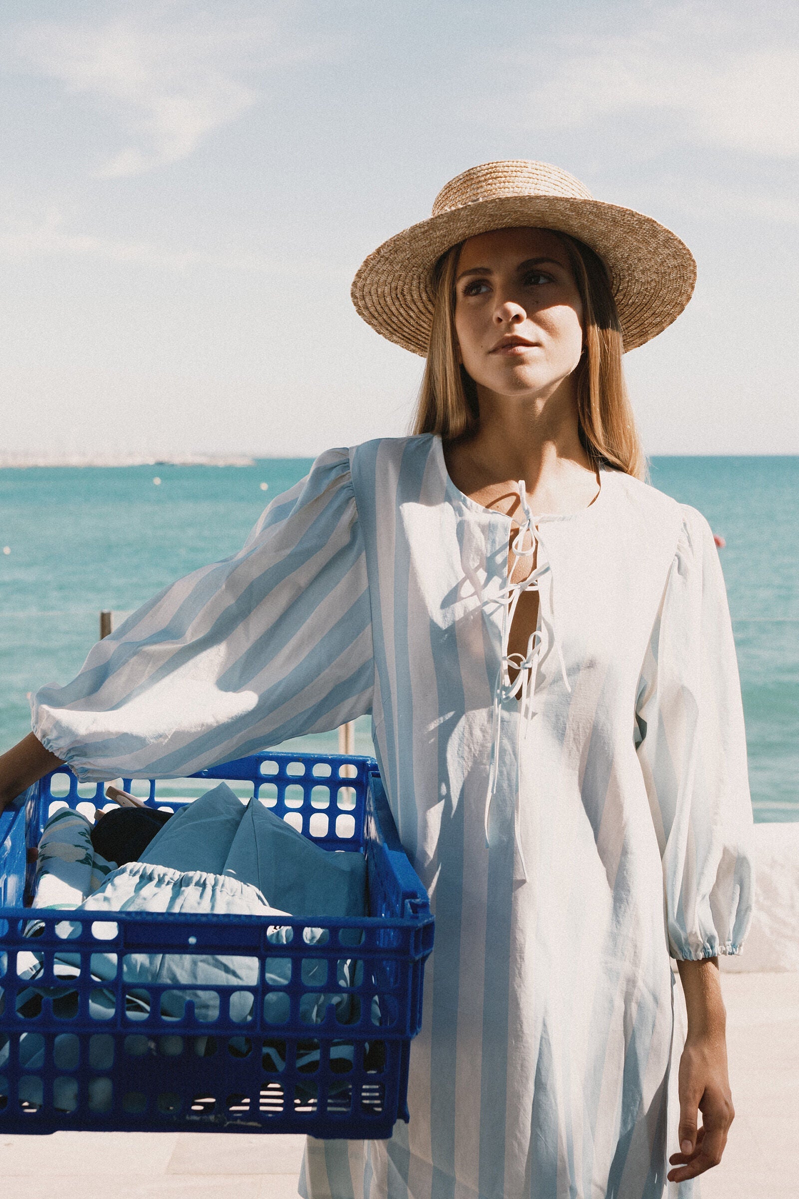 WIDE STRIPES PUFF SLEEVES DRESS