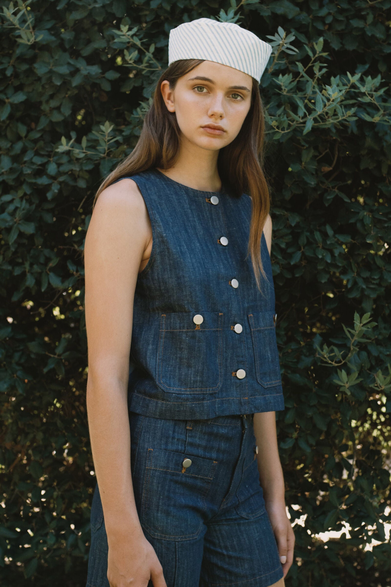 CUTLINES SHORT