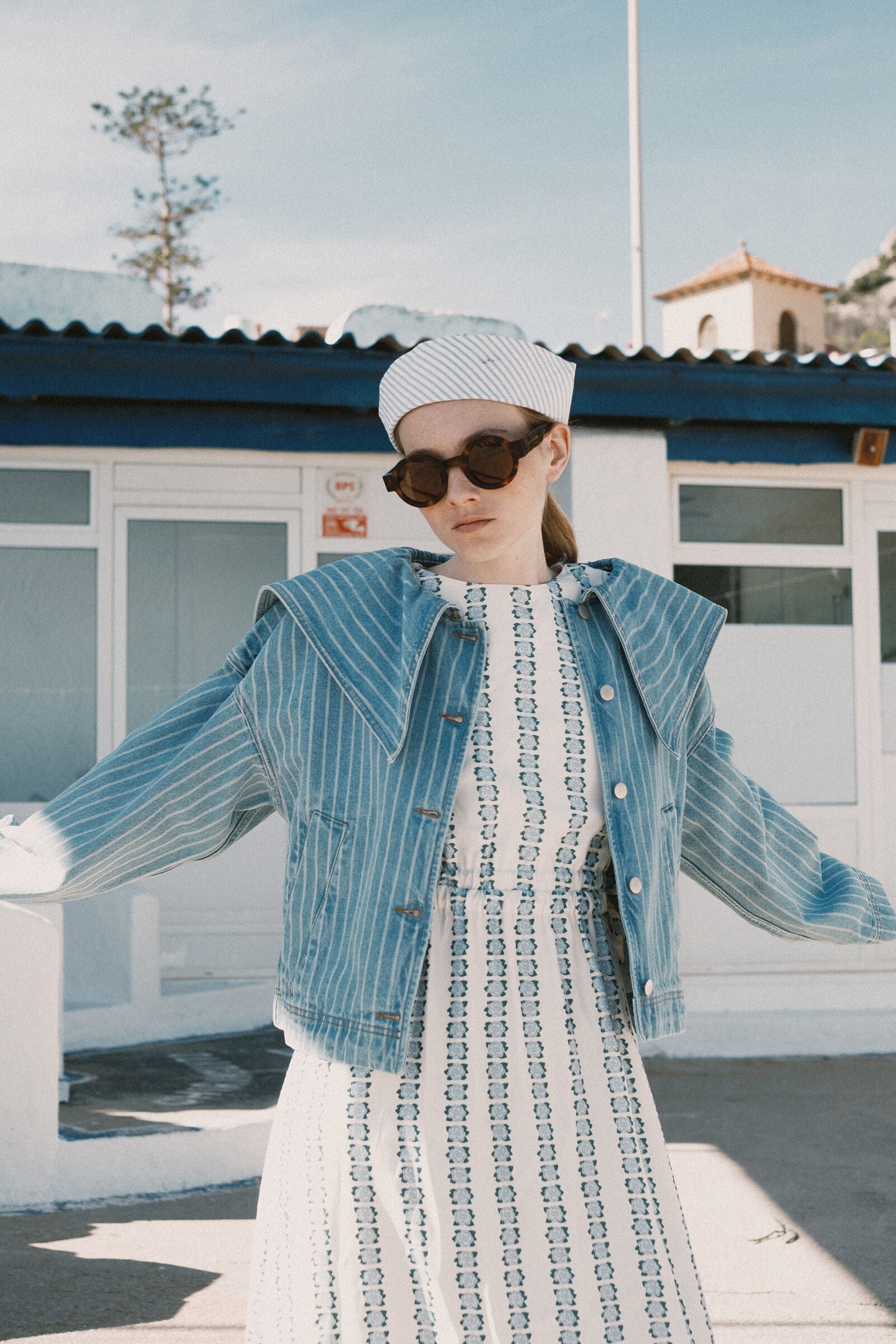 STRIPED COLLAR JACKET