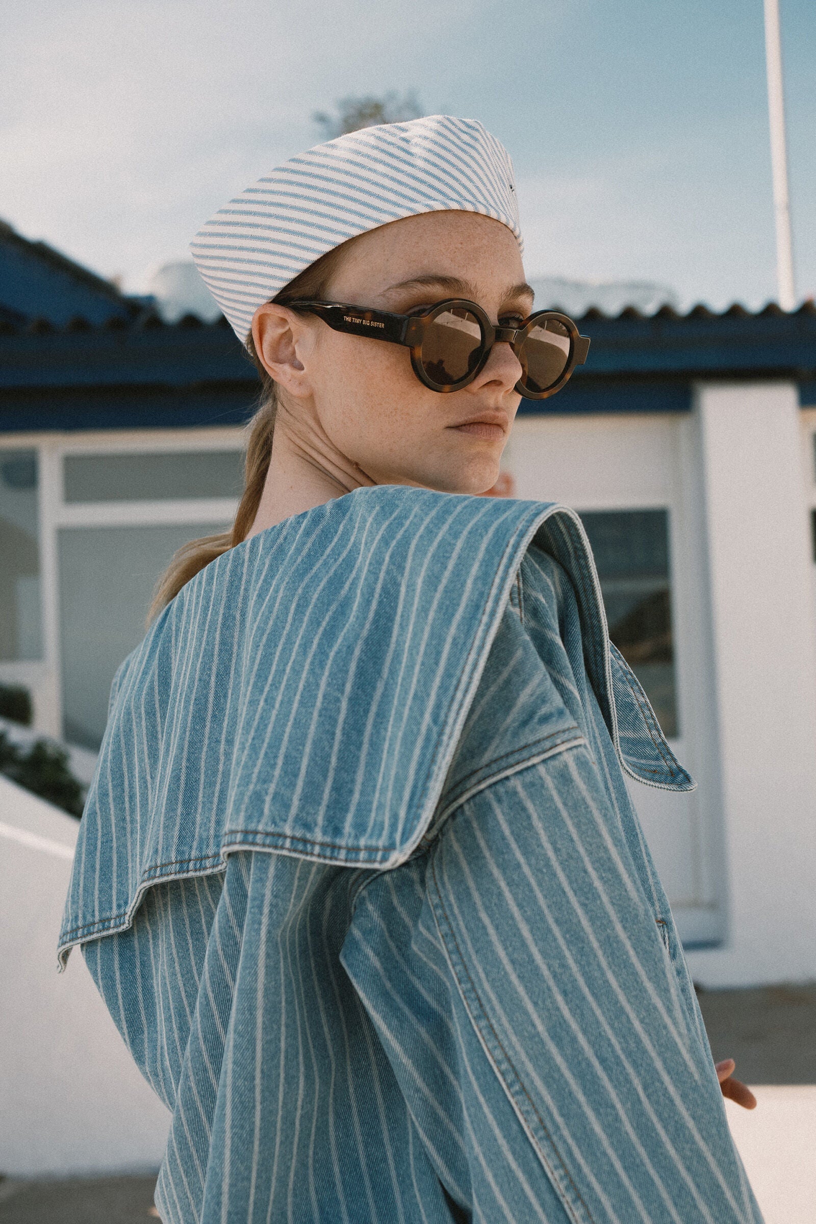 STRIPED COLLAR JACKET