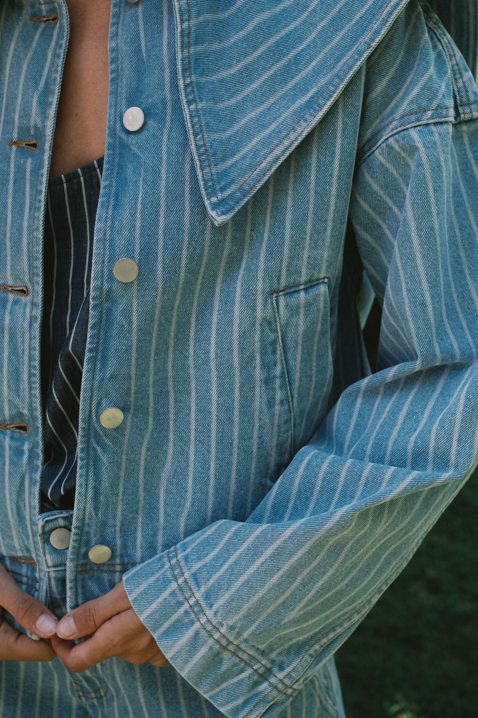 STRIPED COLLAR JACKET