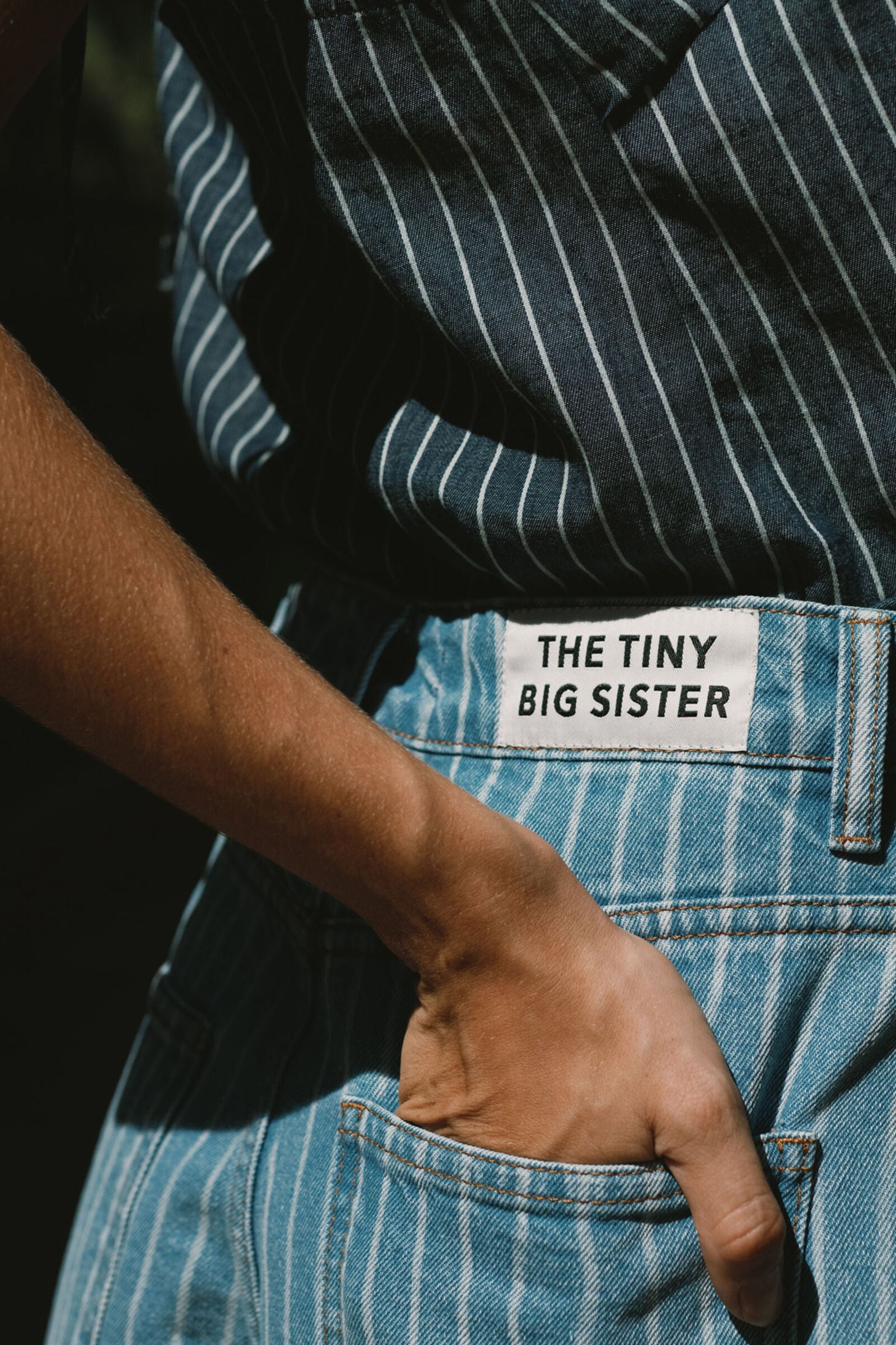 DENIM STRIPED BERMUDA