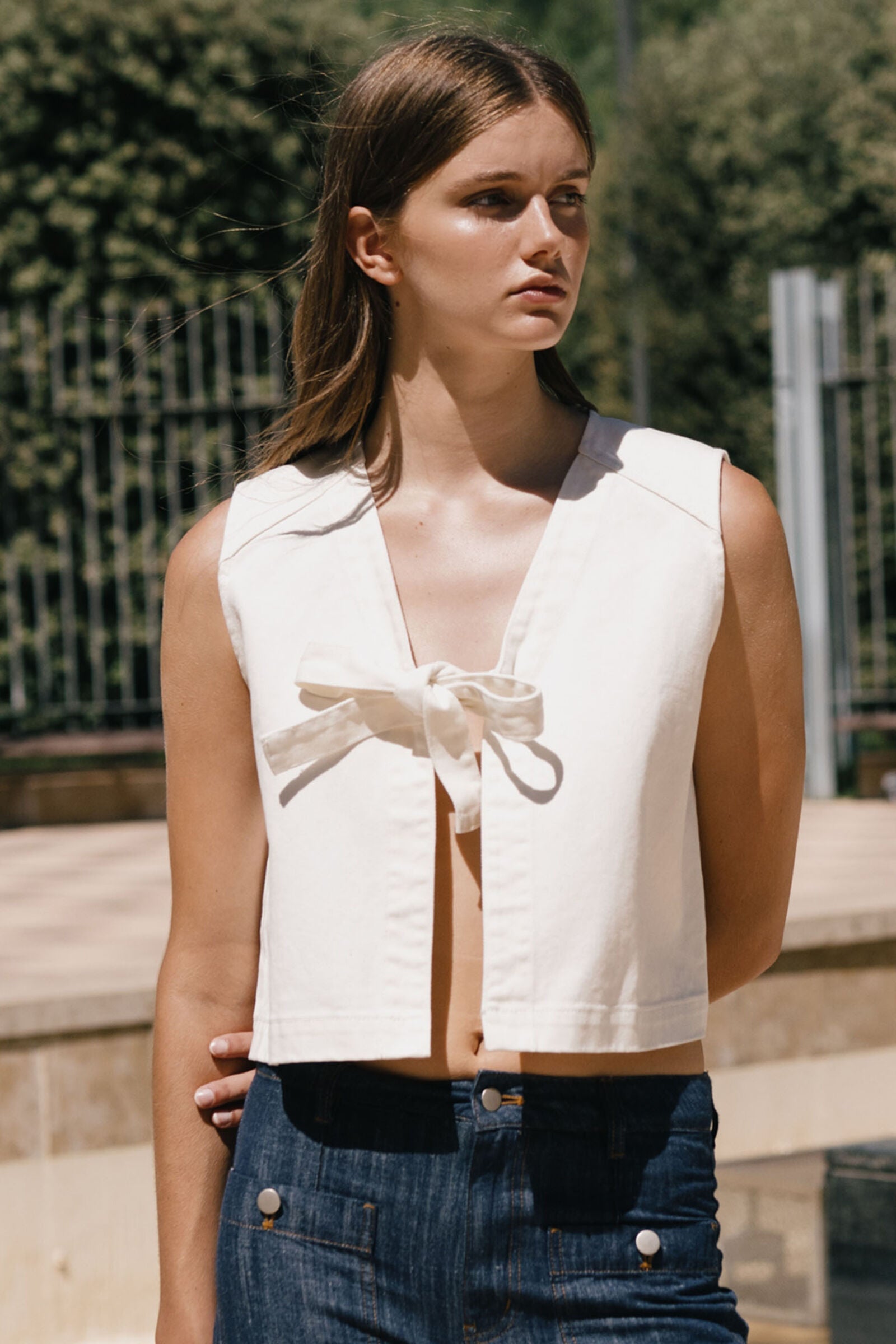 DENIM FRUITS VEST