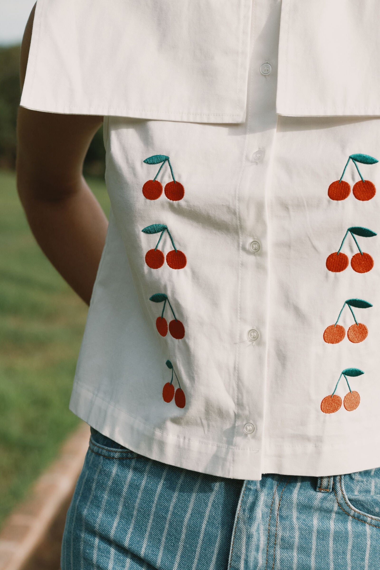CHERRIES TOP