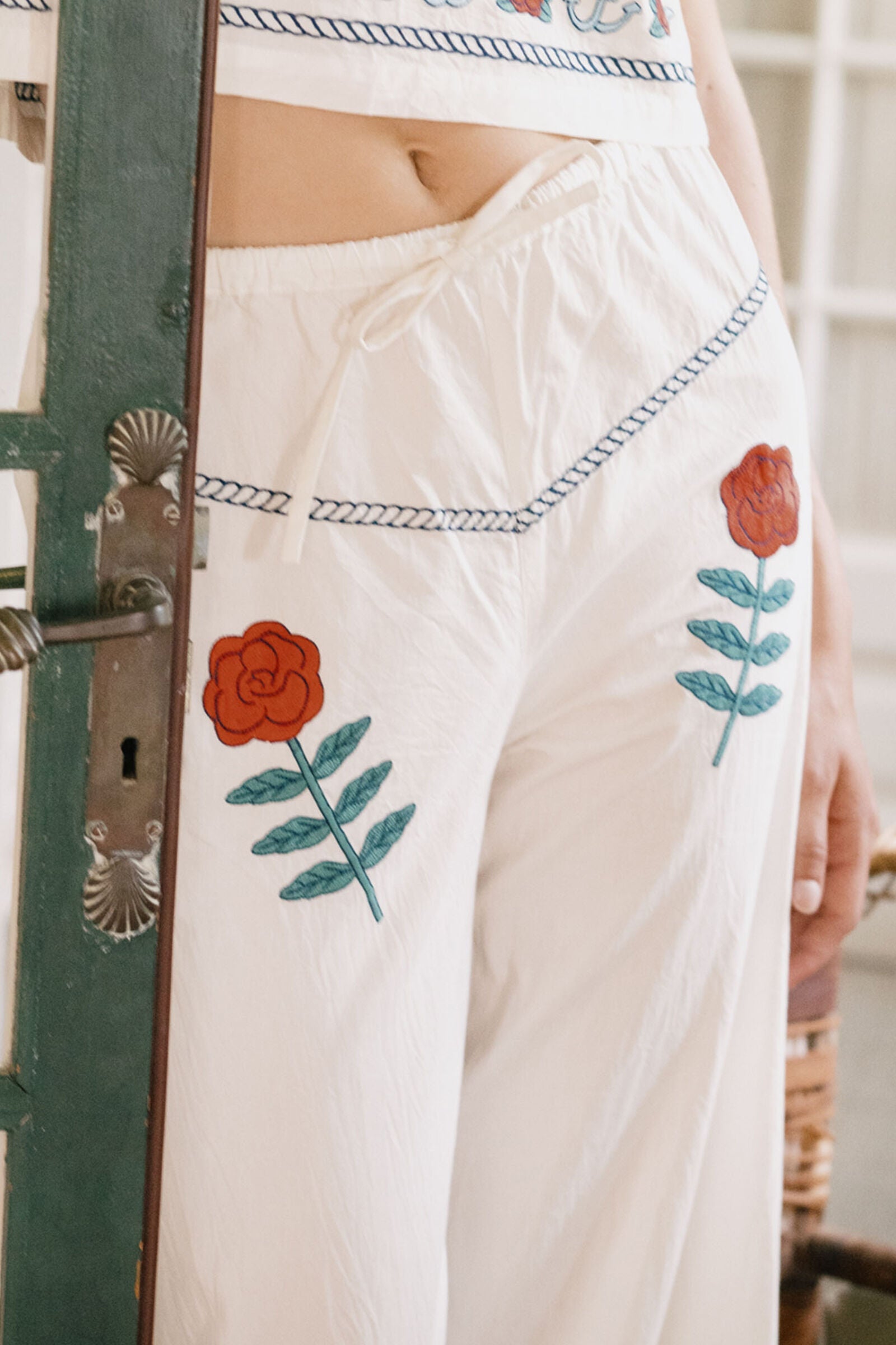 EMBROIDERED PANTS