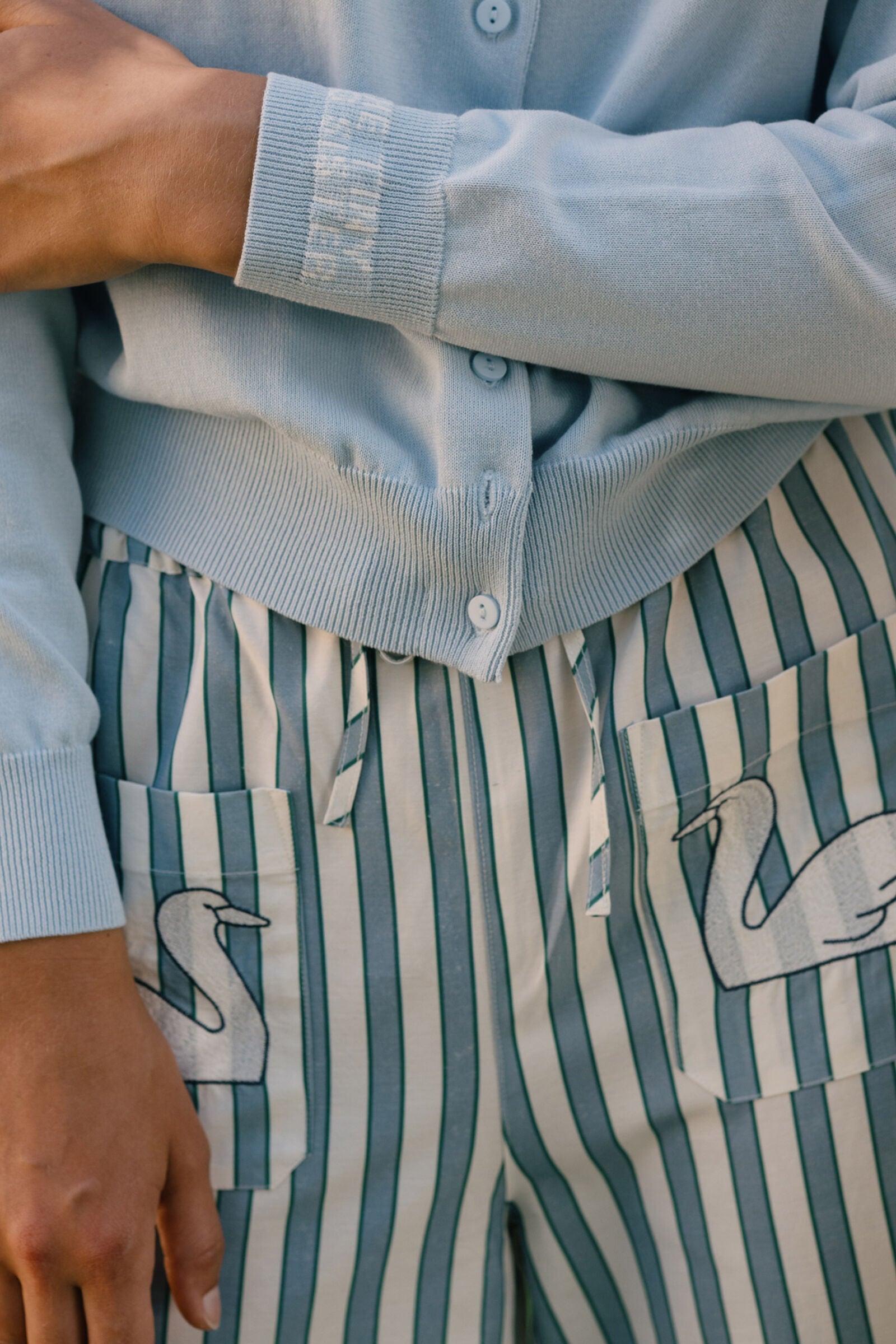 BUTTONED CARDIGAN