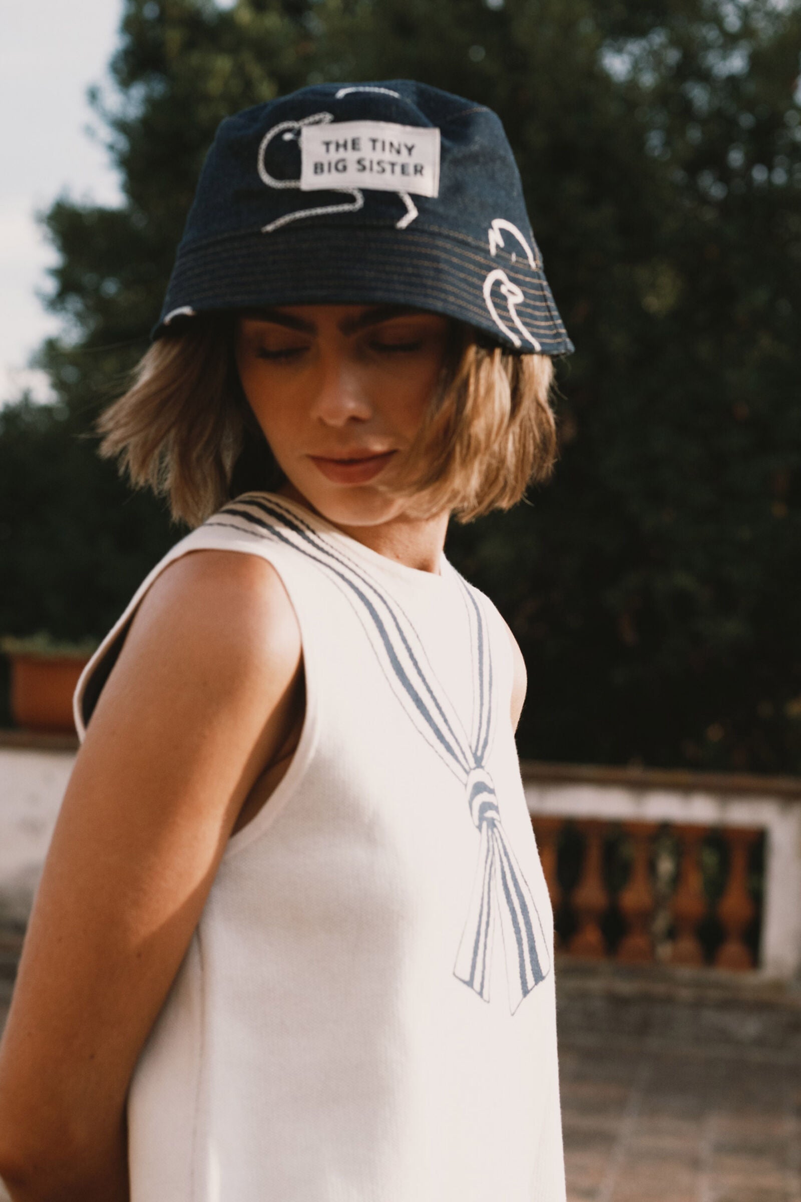 SCARF TOP