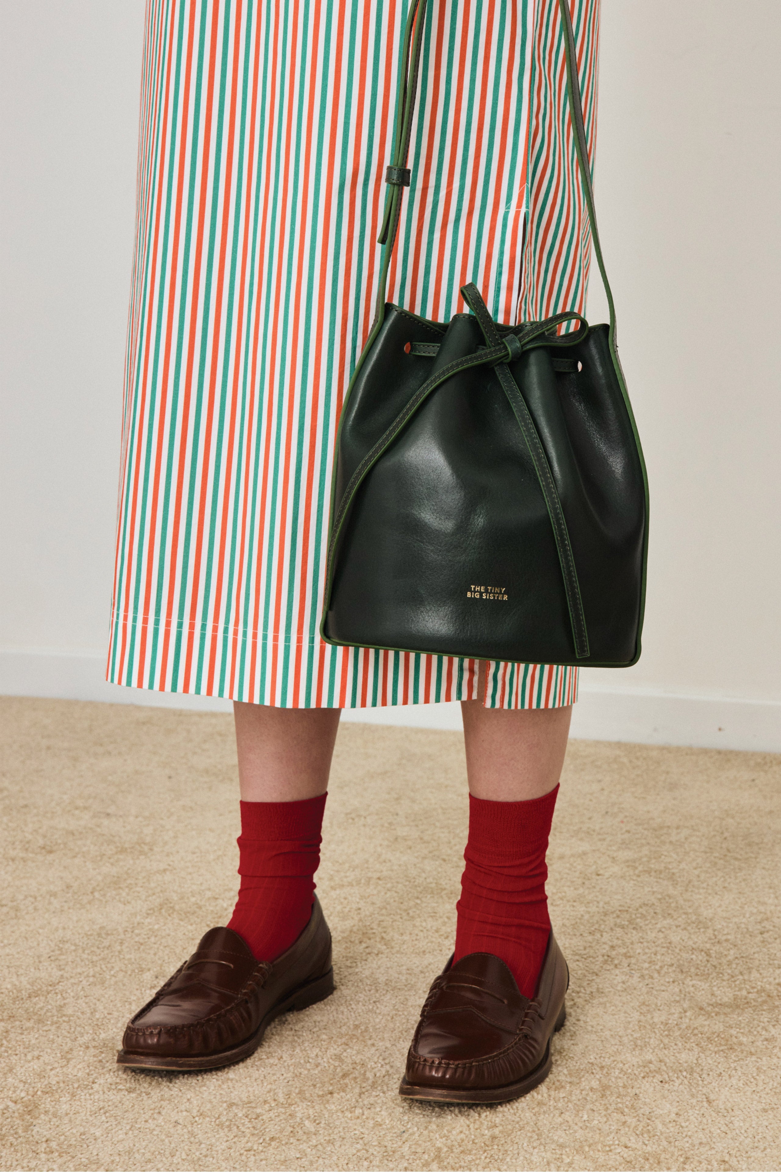 ANNE LEATHER SMALL BUCKET BAG