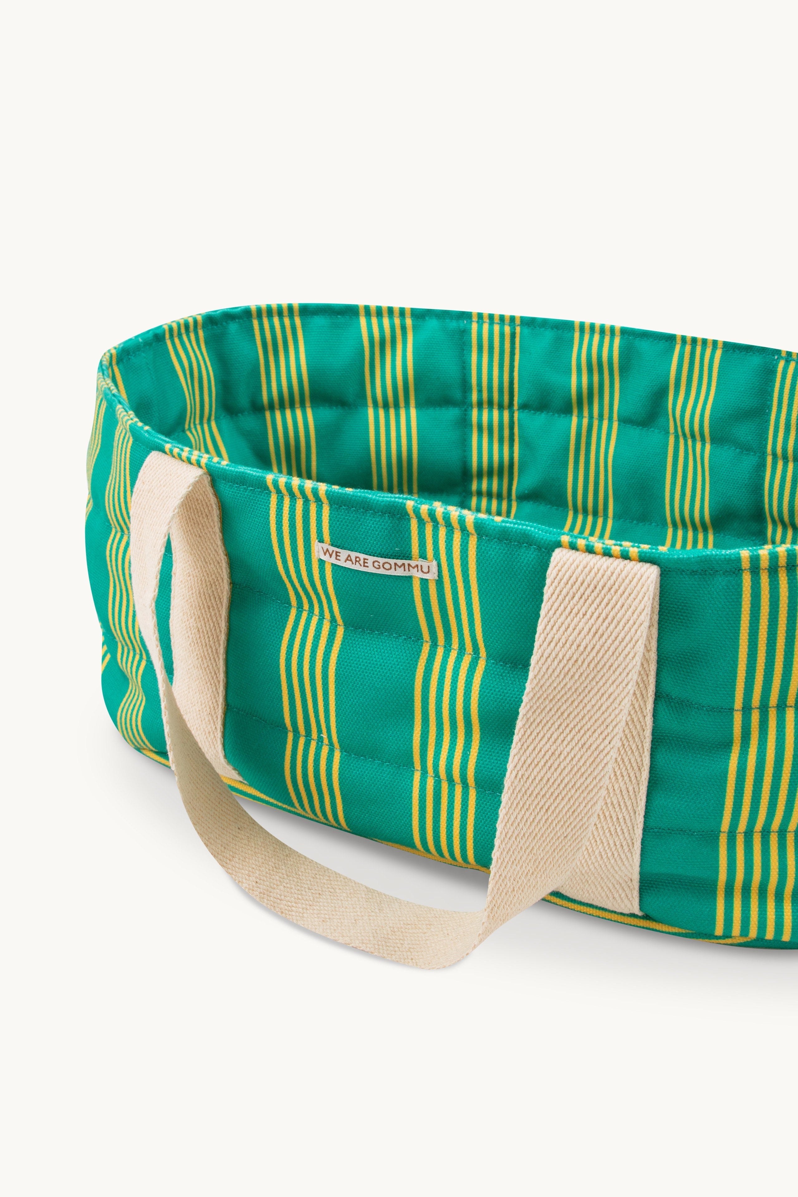 GOMMU STRIPED BASSINET