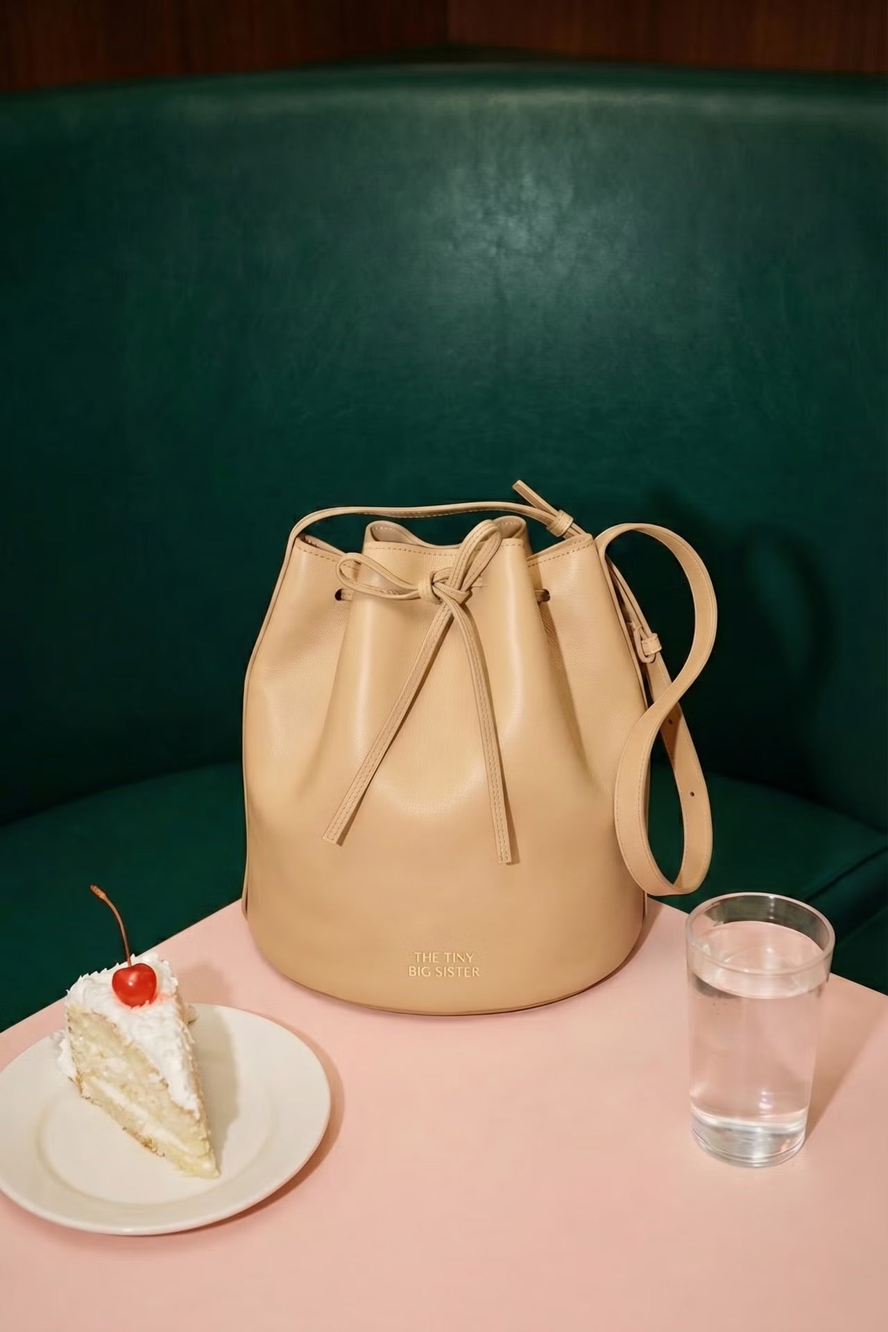 ANNE LEATHER BUCKET BAG